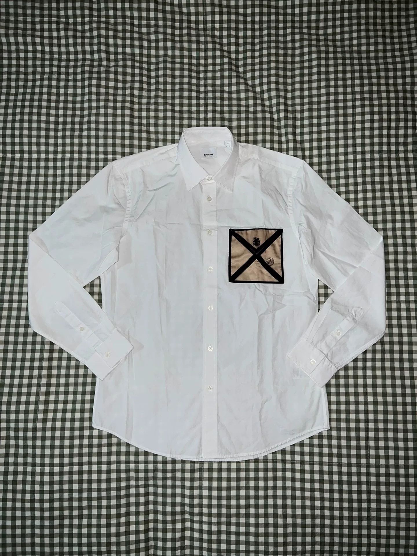Burberry burberry silk shirt with unique pocket design Size US L / EU 52-54 / 3 - 1 Thumbnail