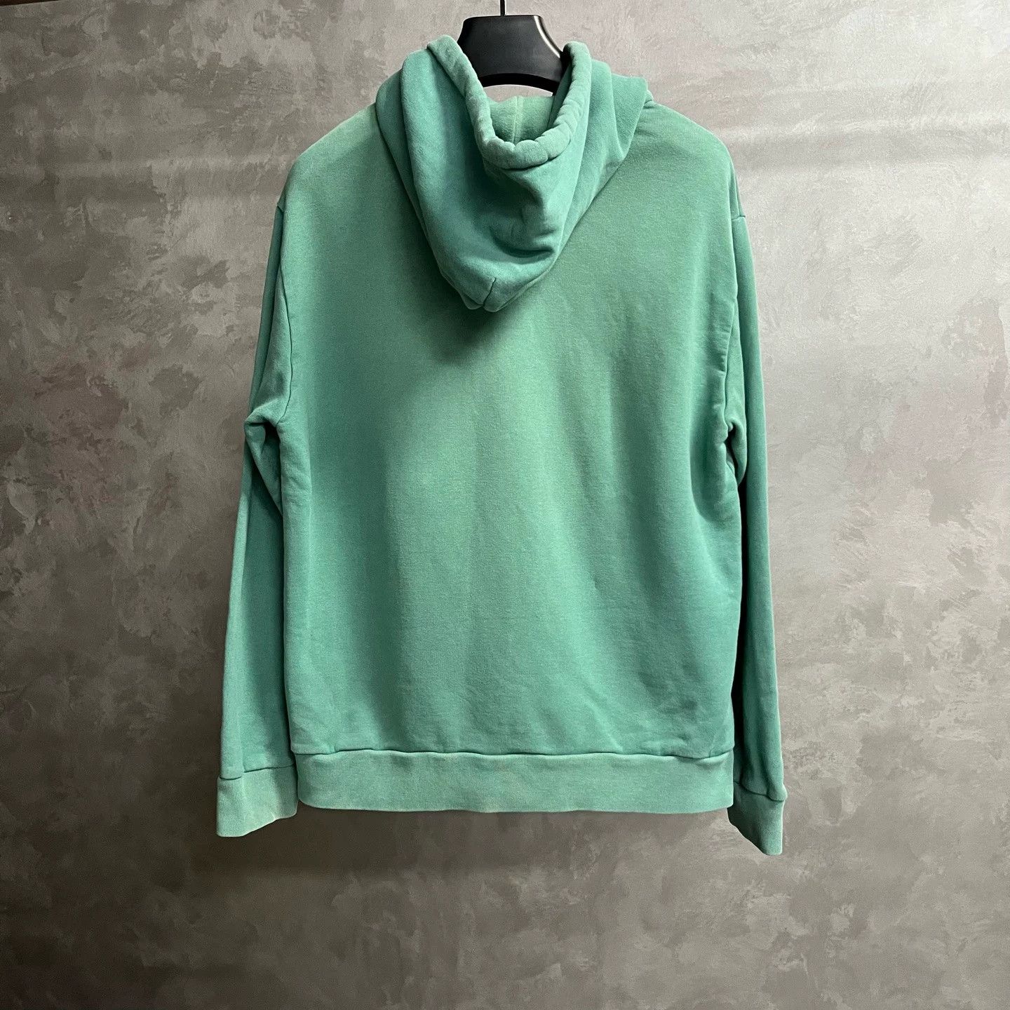 Louis Vuitton Louis Vuitton Green Logo Letter Hoodie Size US XL / EU 56 / 4 - 5 Thumbnail