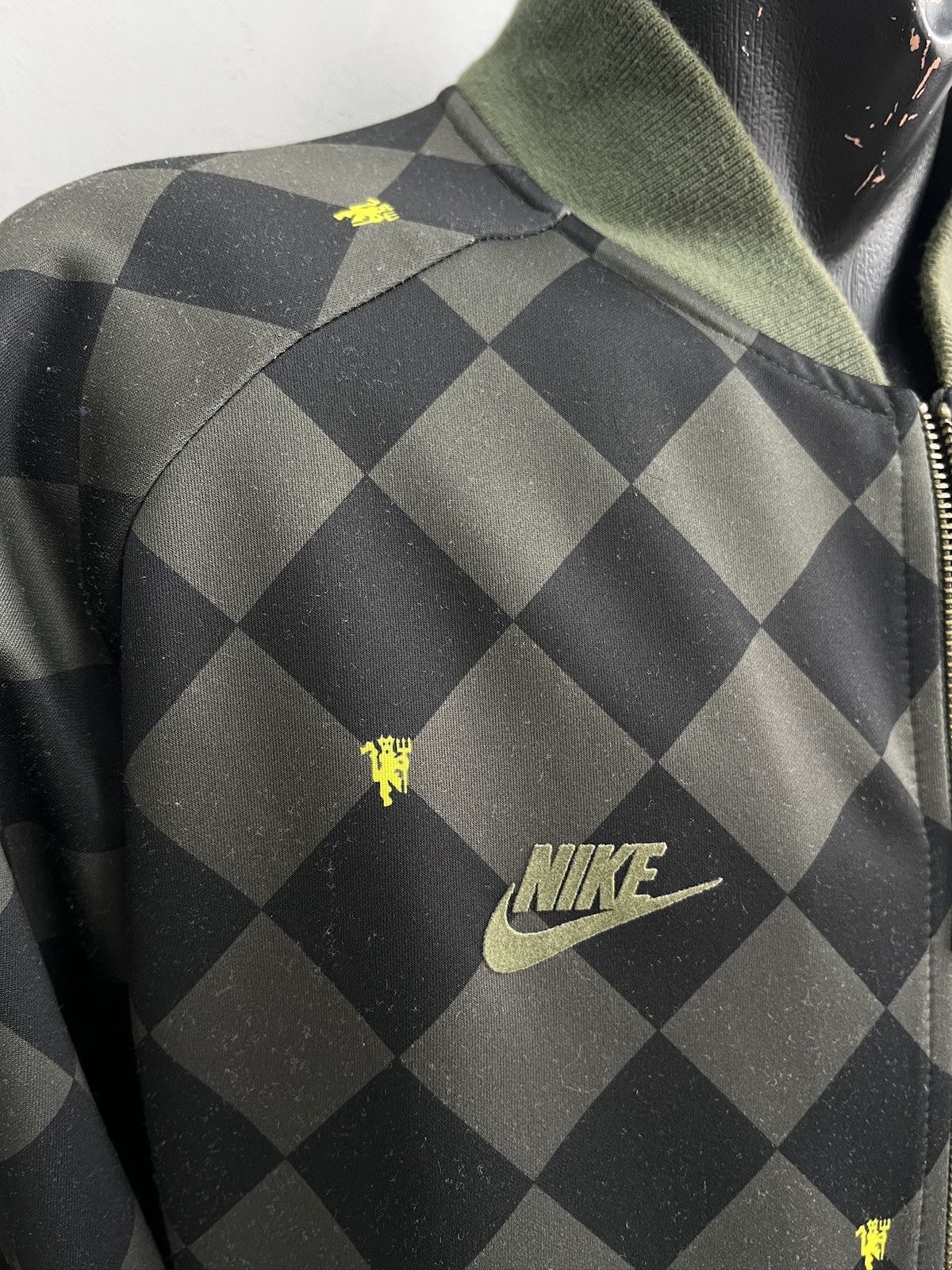 Nike Track zip Nike Fc Manchester United Vintage y2k Style Size US L / EU 52-54 / 3 - 5 Thumbnail
