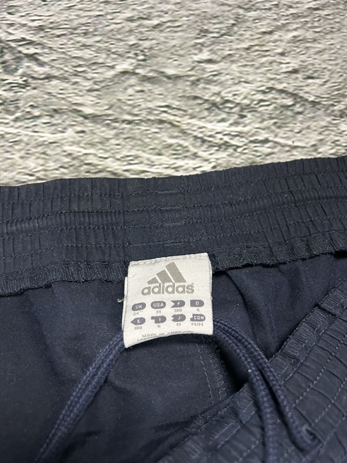 Adidas Adidas vintage dark navy track pants small logo drill Y2K Size US 30 / EU 46 - 3 Thumbnail