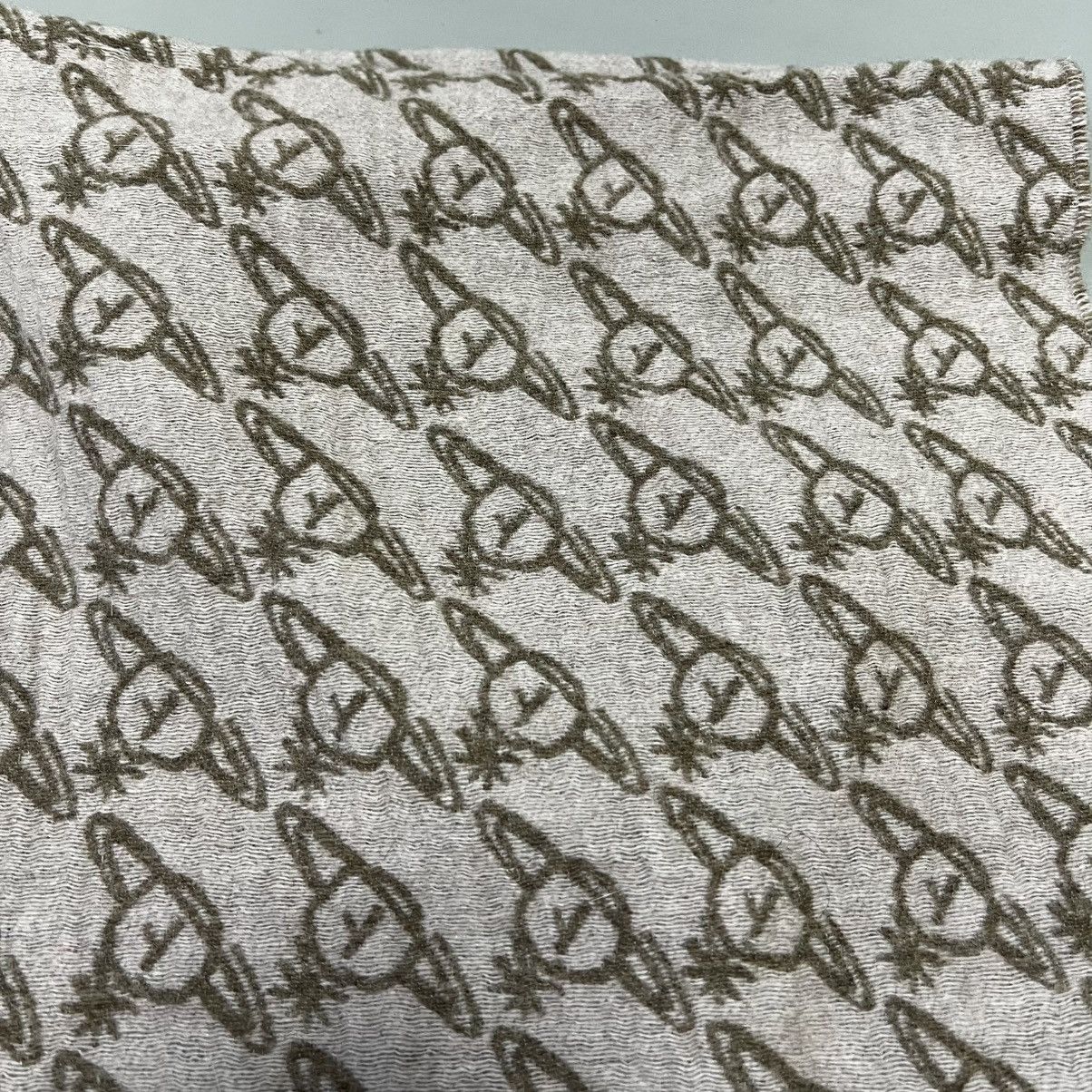 Vivienne Westwood Vivienne Westwood Two Point Reversible Scarf NEW with tags Size ONE SIZE - 12 Thumbnail