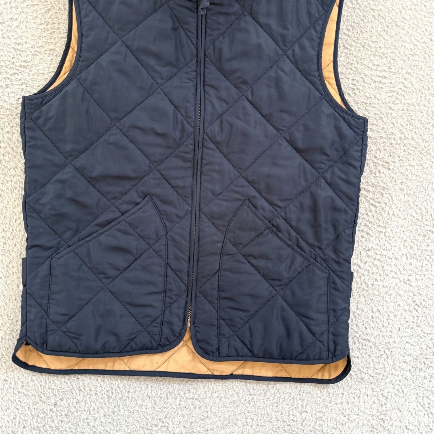 J.Crew VINTAGE? No. J. Crew Vest Women Small Navy Quilted Lightweight Full Zip Preppy Outdoor Size S / US 4 / IT 40 - 2 Thumbnail