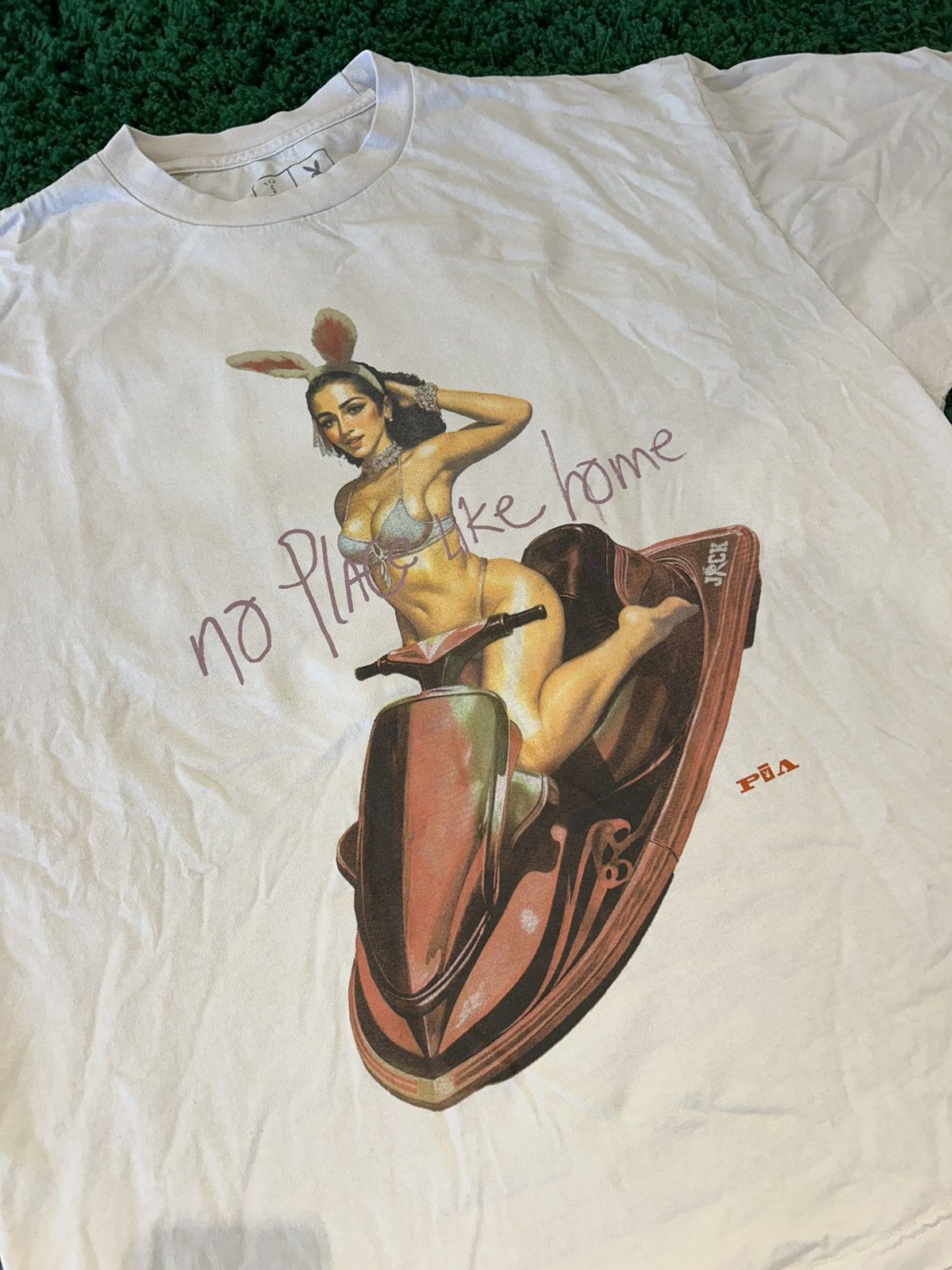 Playboy × Travis Scott Travis Scott Playboy Tee White Size US XXL / EU 58 / 5 - 2 Thumbnail