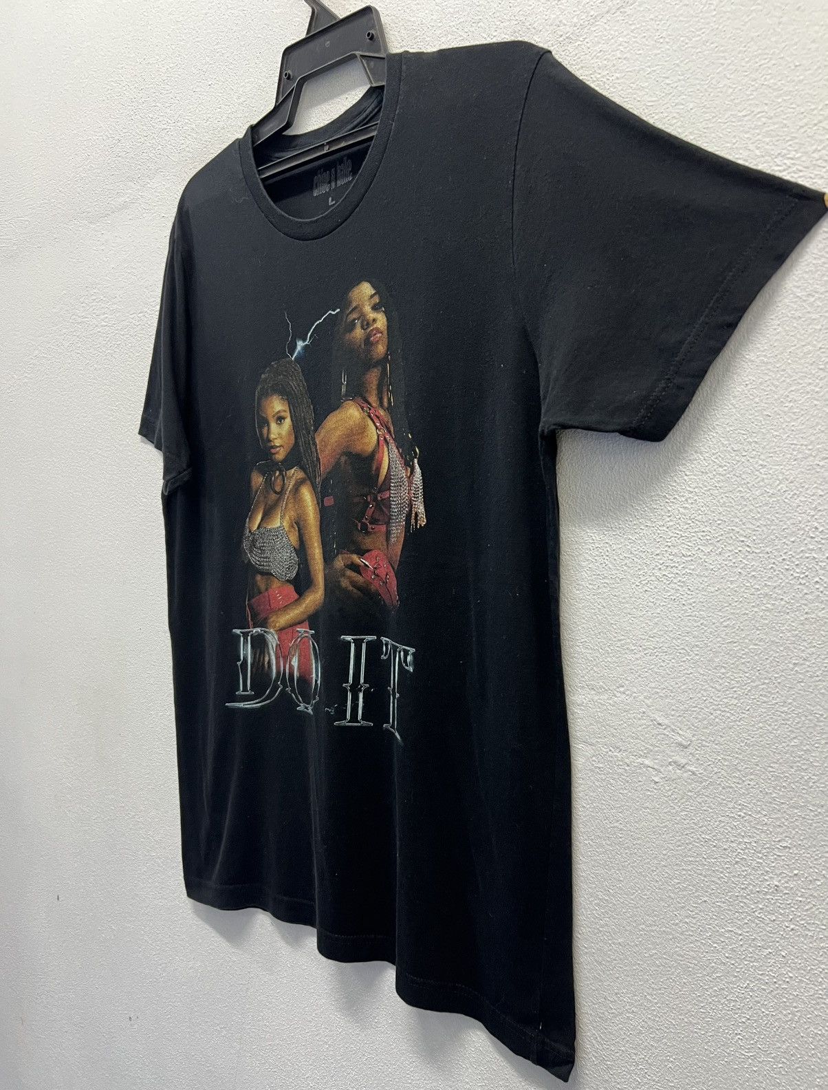 Band Tees × Vintage VINTAGE R&B DUO CHLOE X HALLE DO IT SHIRT Size US L / EU 52-54 / 3 - 5 Thumbnail
