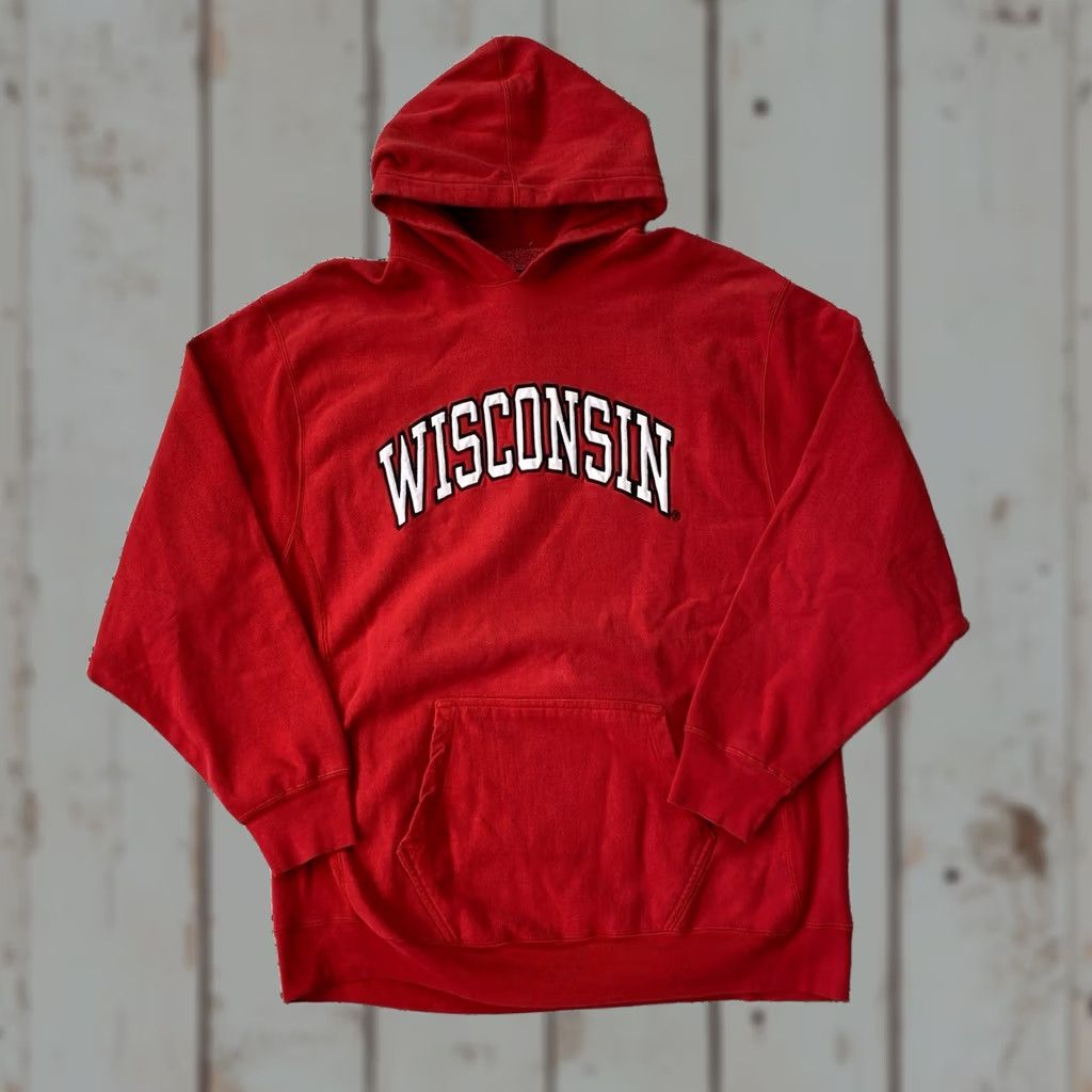 Vintage VINTAGE Wisconsin Badgers Hoodie Mens XL Embroidered Steve & Barrys Red Pullover Size US XL / EU 56 / 4 - 1 Thumbnail