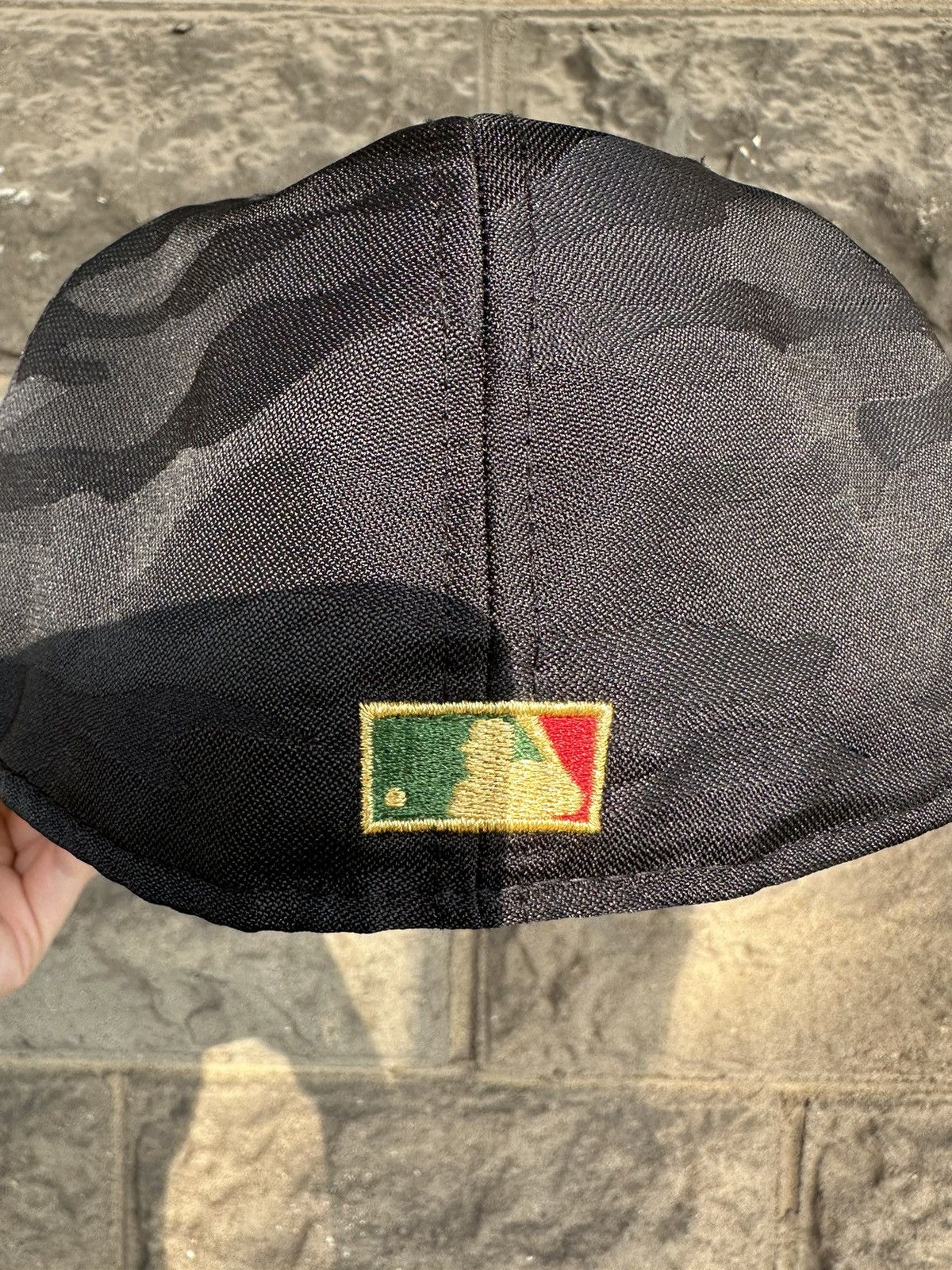 MLB × New Era × Supreme 7 1/2 Oakland A’s 1989 WS Battle of the Bay Adieu Oakland Size ONE SIZE - 10 Thumbnail