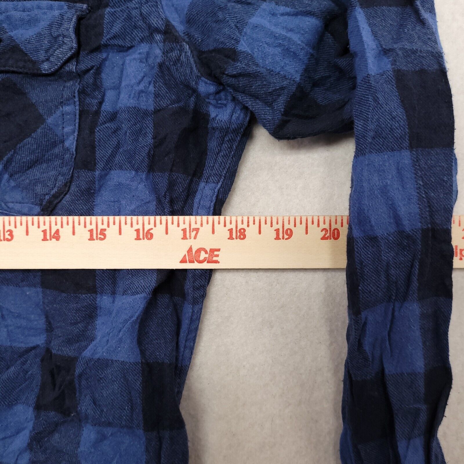 Urban Pipeline Urban Pipeline Buffalo Check Flannel Shirt Mens Size S Blue Size US S / EU 44-46 / 1 - 9 Thumbnail