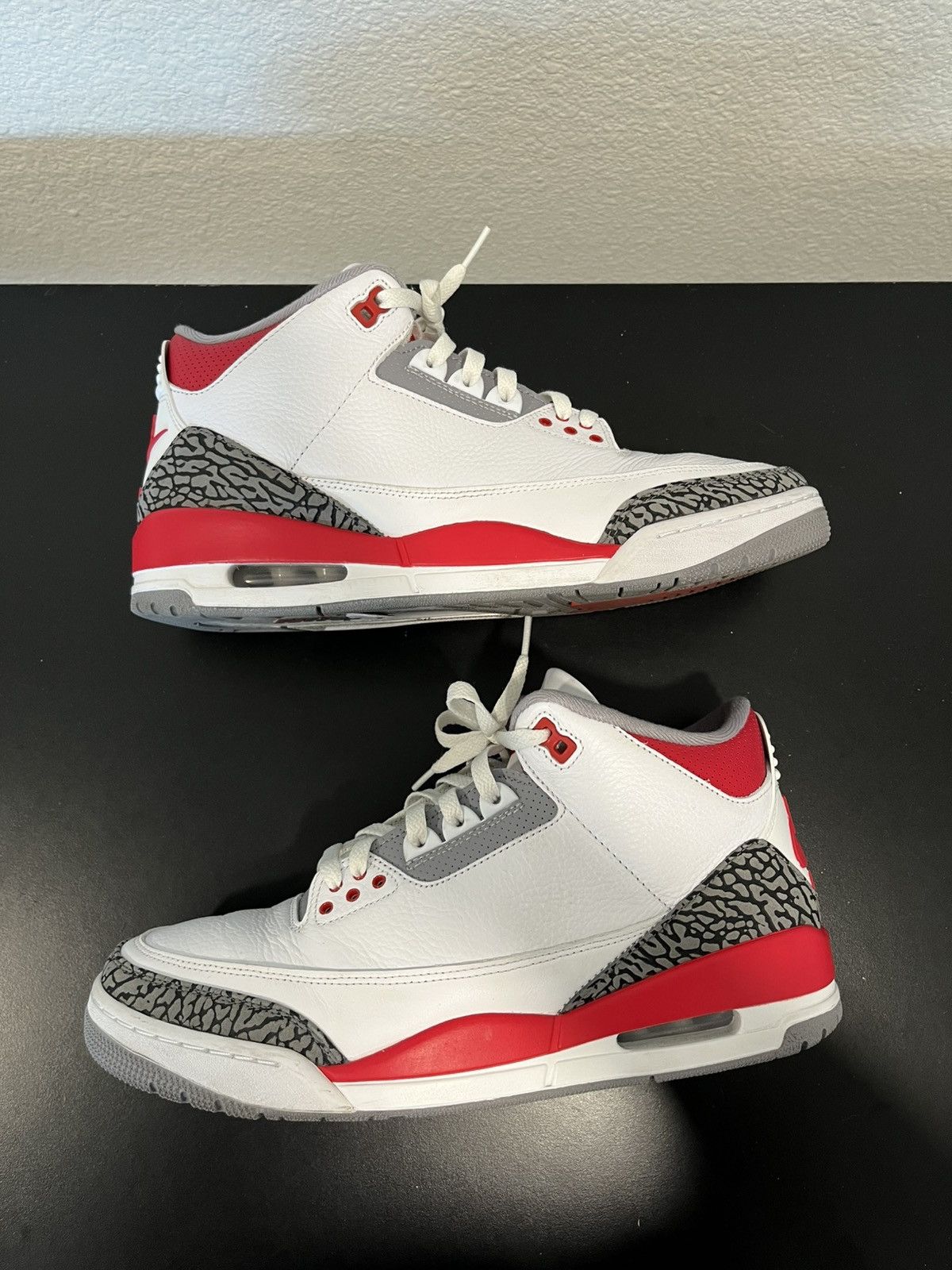 Jordan Brand Jordan 3 fire red 2022 Size US 12 / EU 45 - 2 Thumbnail