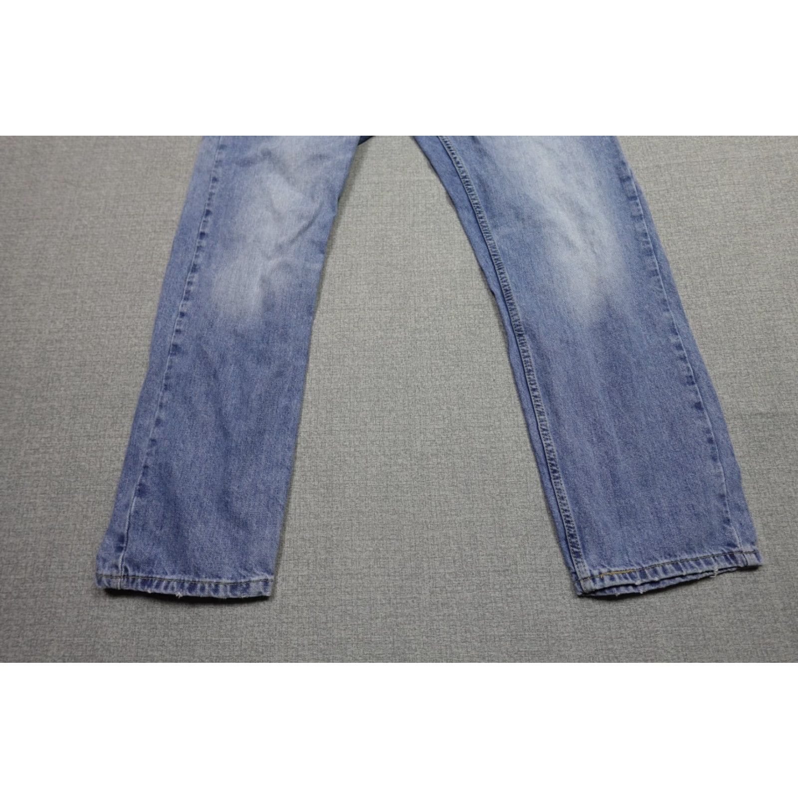 Levi's Levi's 505 Jeans Mens 36x30 Blue Regular Fit Straight Leg Light Wash Western Denim Cotton Size US 36 / EU 52 - 3 Thumbnail