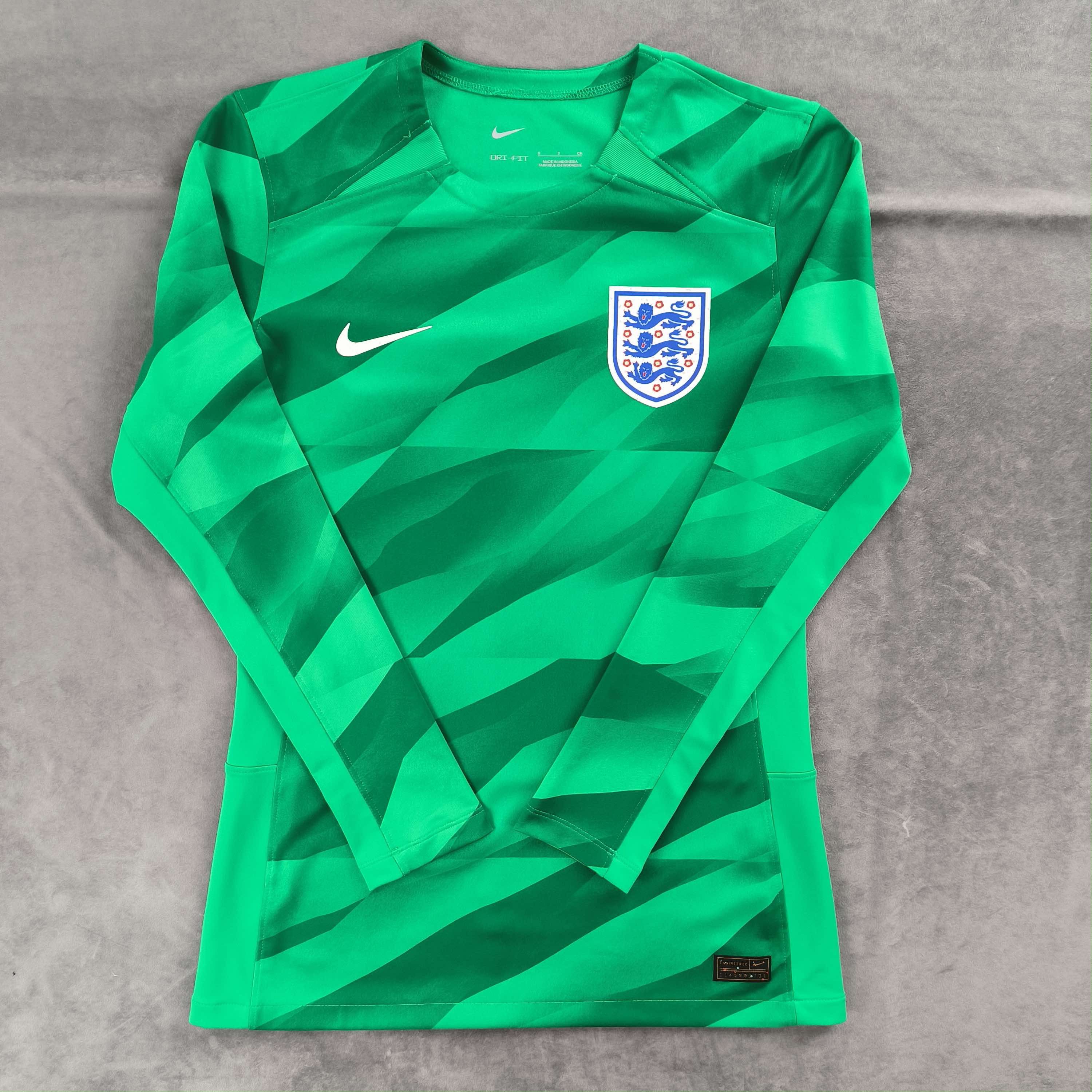 Nike England 2024-26 Nike goalkeeper football jersey shirt size S Size US S / EU 44-46 / 1 - 1 Thumbnail