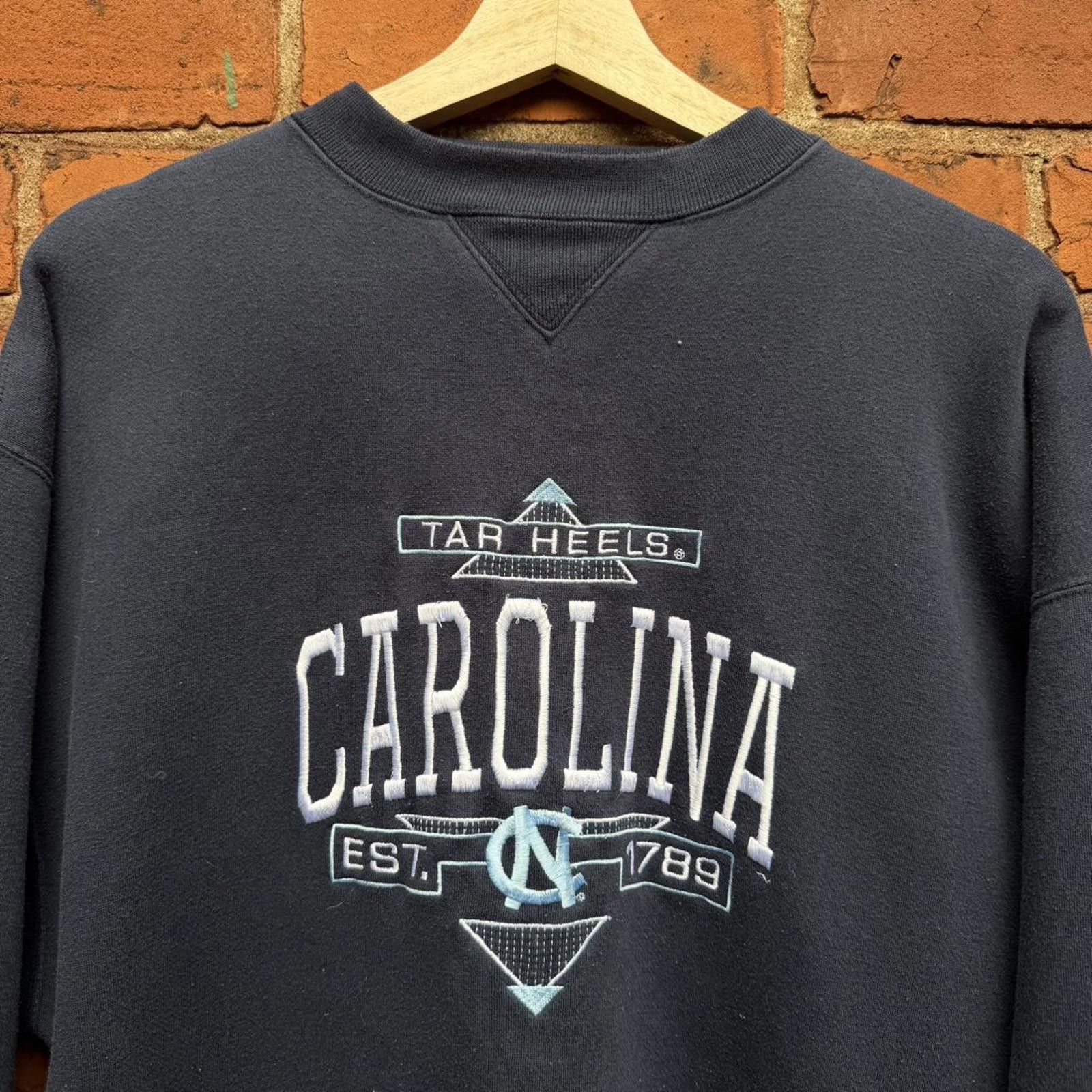 Other Vintage North Carolina tar heels crewneck sweatshirt 90s L Size US XL / EU 56 / 4 - 2 Thumbnail