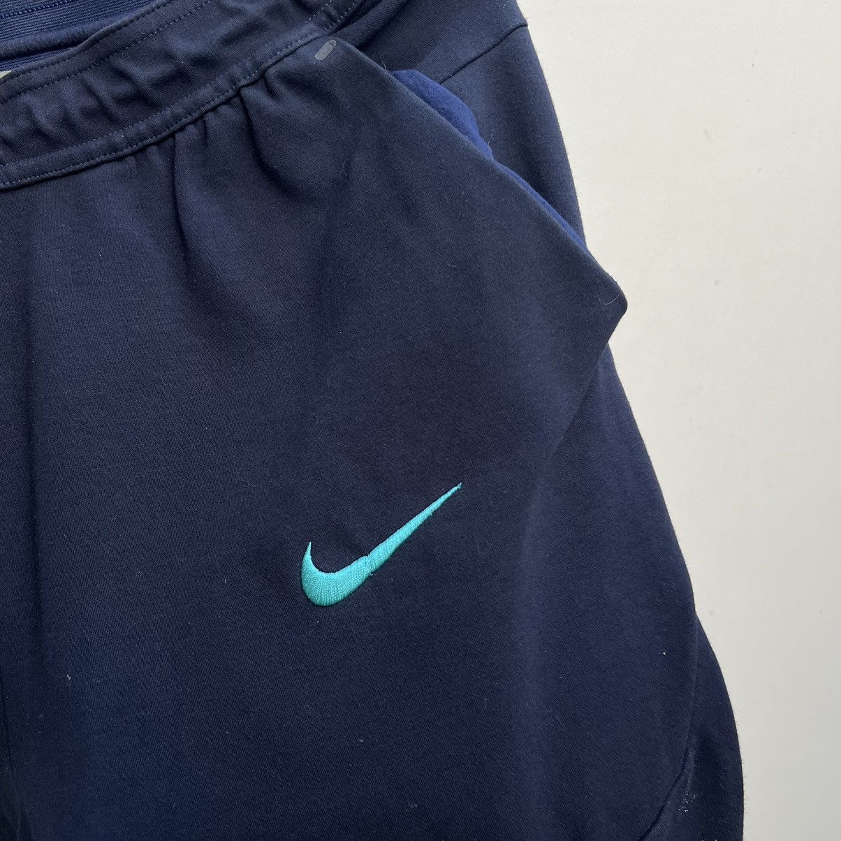 Nike MENS NIKE FC BARCELONA TECH PACK PANTS Size US 30 / EU 46 - 3 Thumbnail