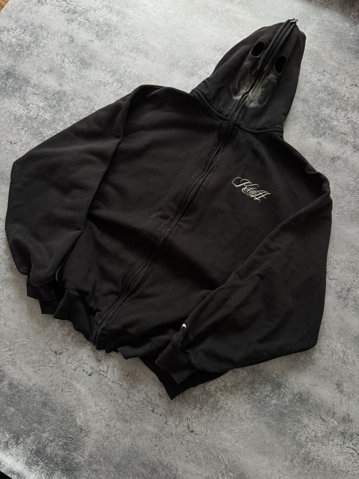 Band Tees Vintage Black Zip-Up Hoodie with Full Face Zip Size US XL / EU 56 / 4 - 2 Thumbnail