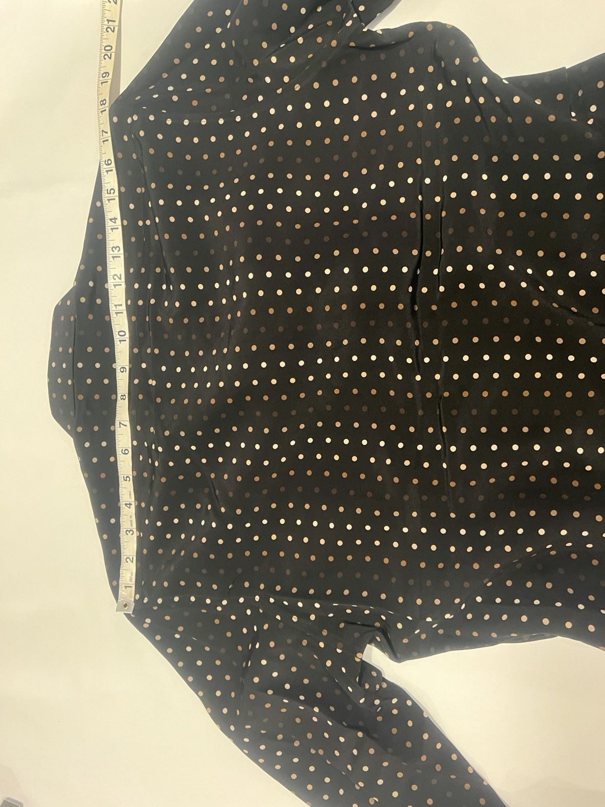 Saint Laurent Paris Saint Laurent men’s silk dots shirt. 38/15.5. $1650 Size US M / EU 48-50 / 2 - 7 Thumbnail