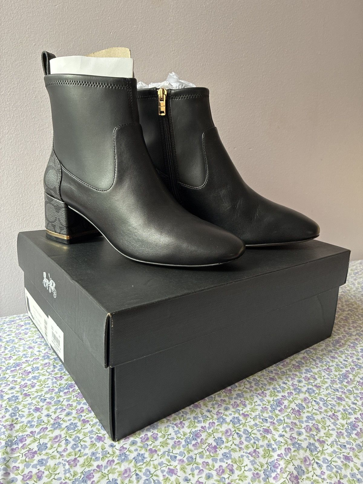 Coach Nala LTR-SIG Bootie Size US 7.5 / IT 37.5 - 1 Thumbnail
