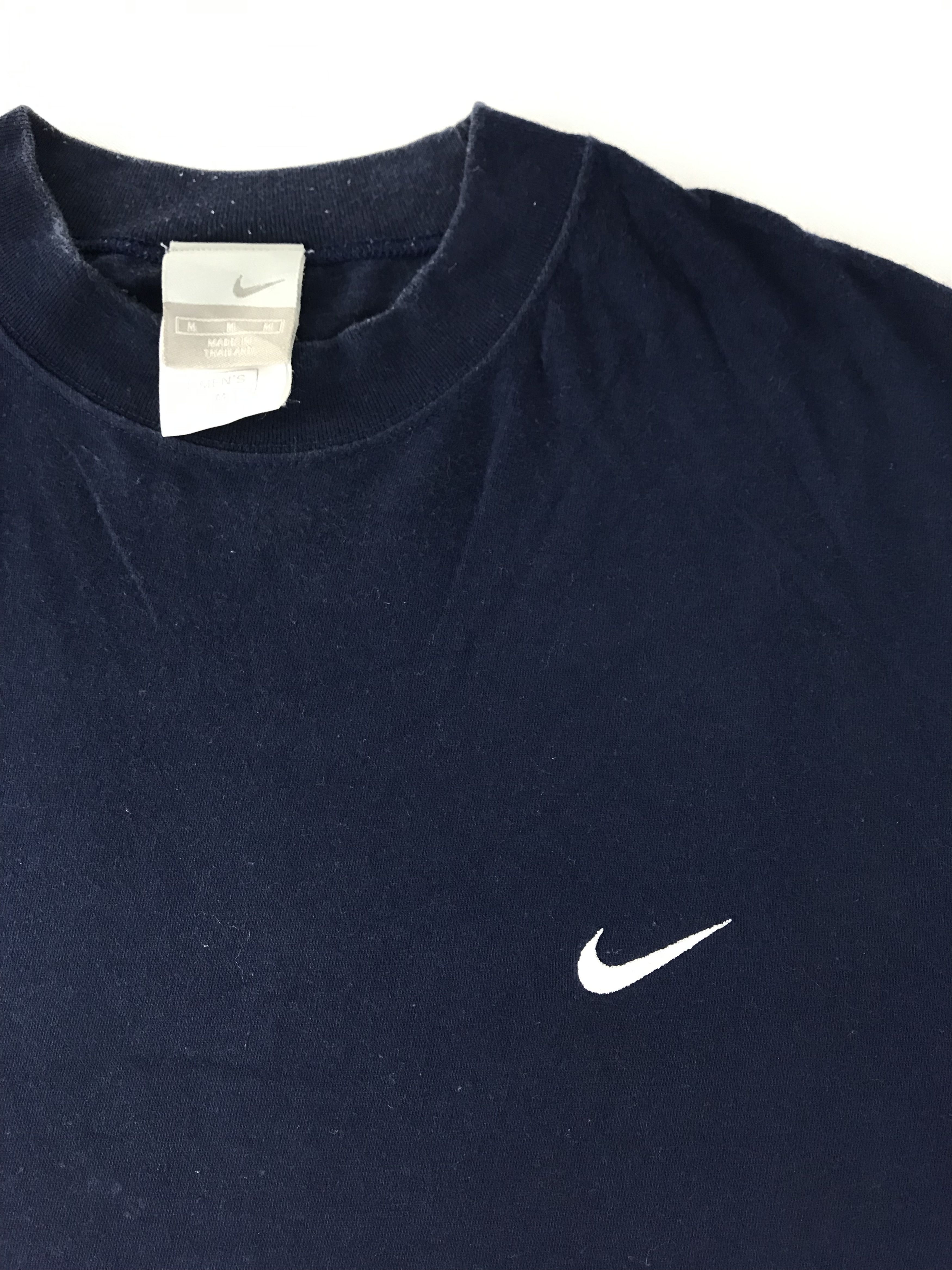 Nike Vintage Nike Minimalist Swoosh Logo Tee Size US M / EU 48-50 / 2 - 1 Thumbnail