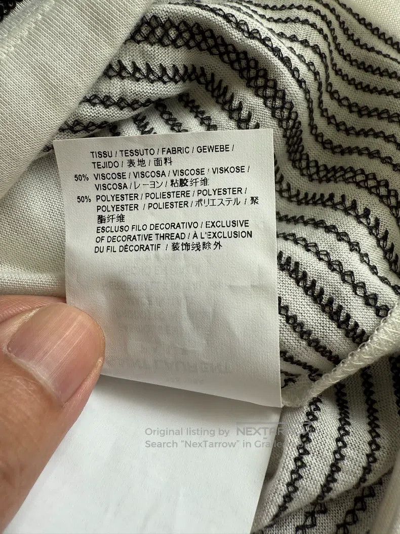 Saint Laurent Paris Saint Laurent Paris White T-Shirt with Black Scale Knit Size US L / EU 52-54 / 3 - 9 Thumbnail