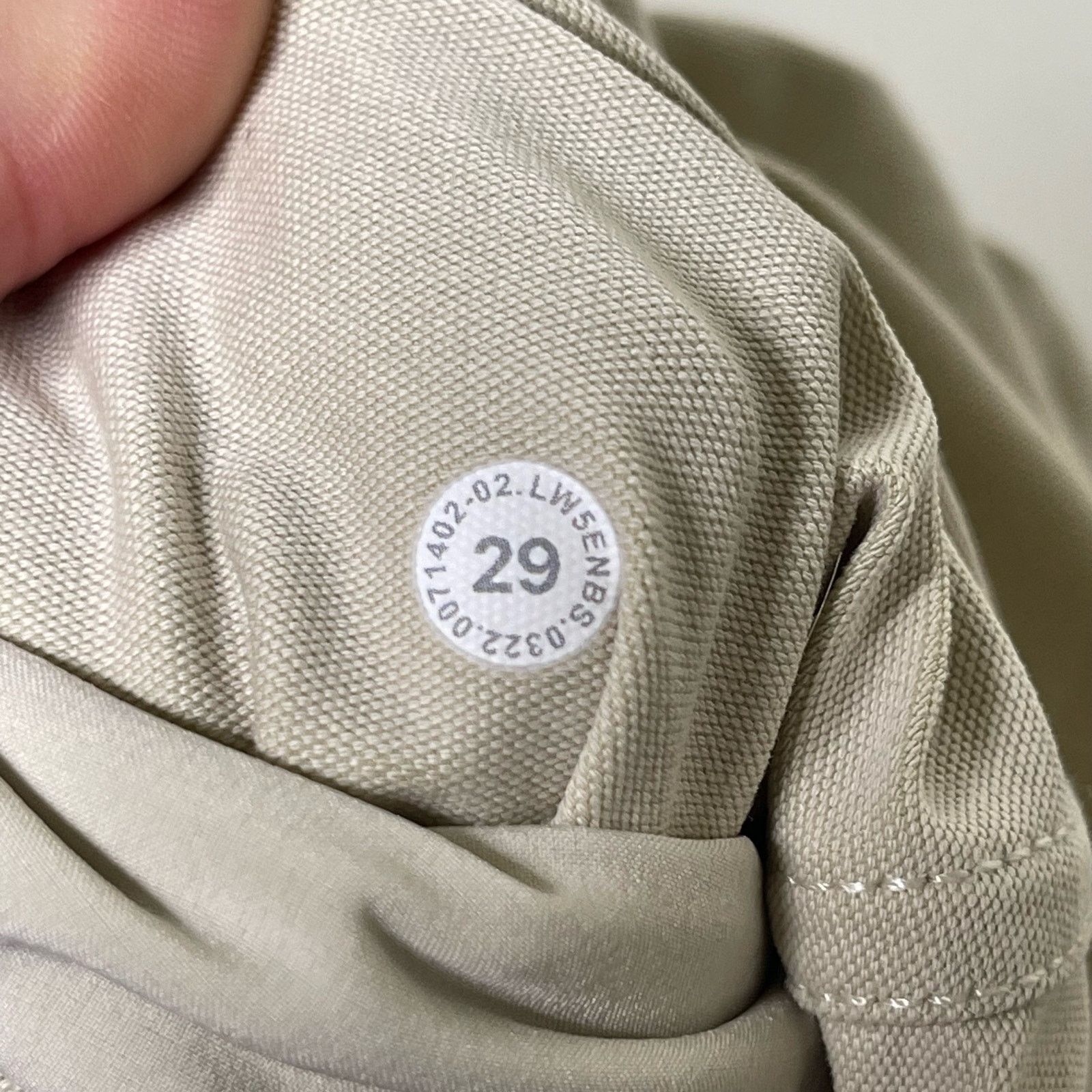 Lululemon Lululemon Light Cargo Pocket High-Rise Pants natural ivory Size 29" - 2 Thumbnail