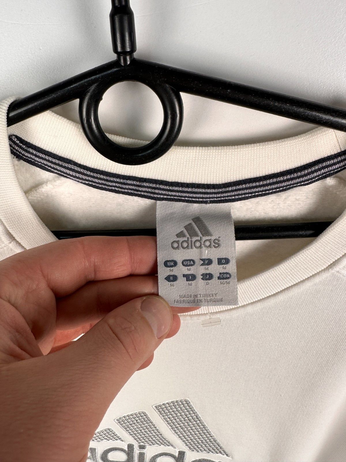 Adidas Vintage Adidas Sweatshirt White Pullover Mens Size M Size US M / EU 48-50 / 2 - 5 Thumbnail