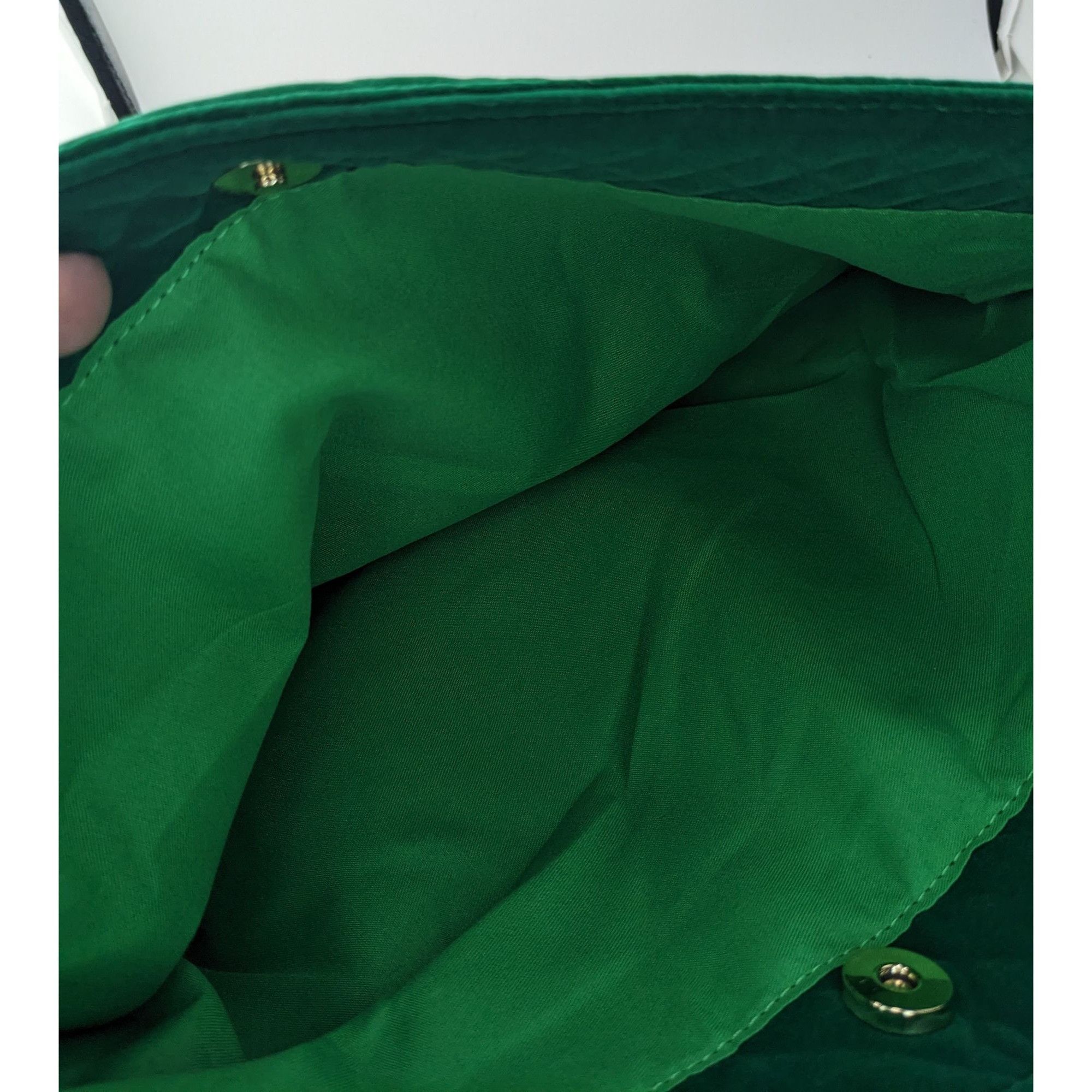 Other Thomas & Lee Company Quilted Green Velvet Shoulder Bag With Size ONE SIZE - 15 Thumbnail