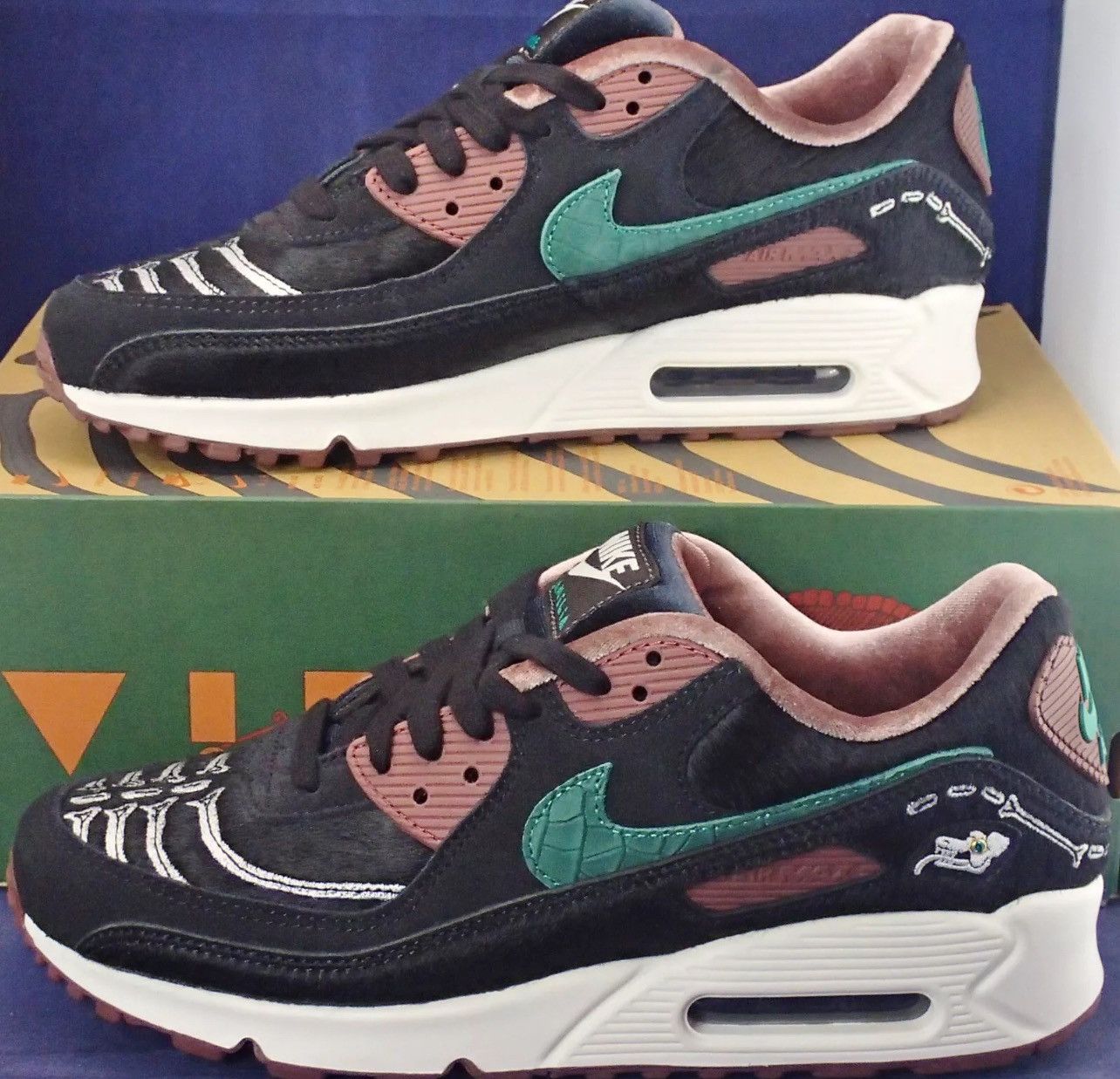 Nike Nike Air Max 90 Siempre Familia Size US 10 / IT 40 - 2 Thumbnail