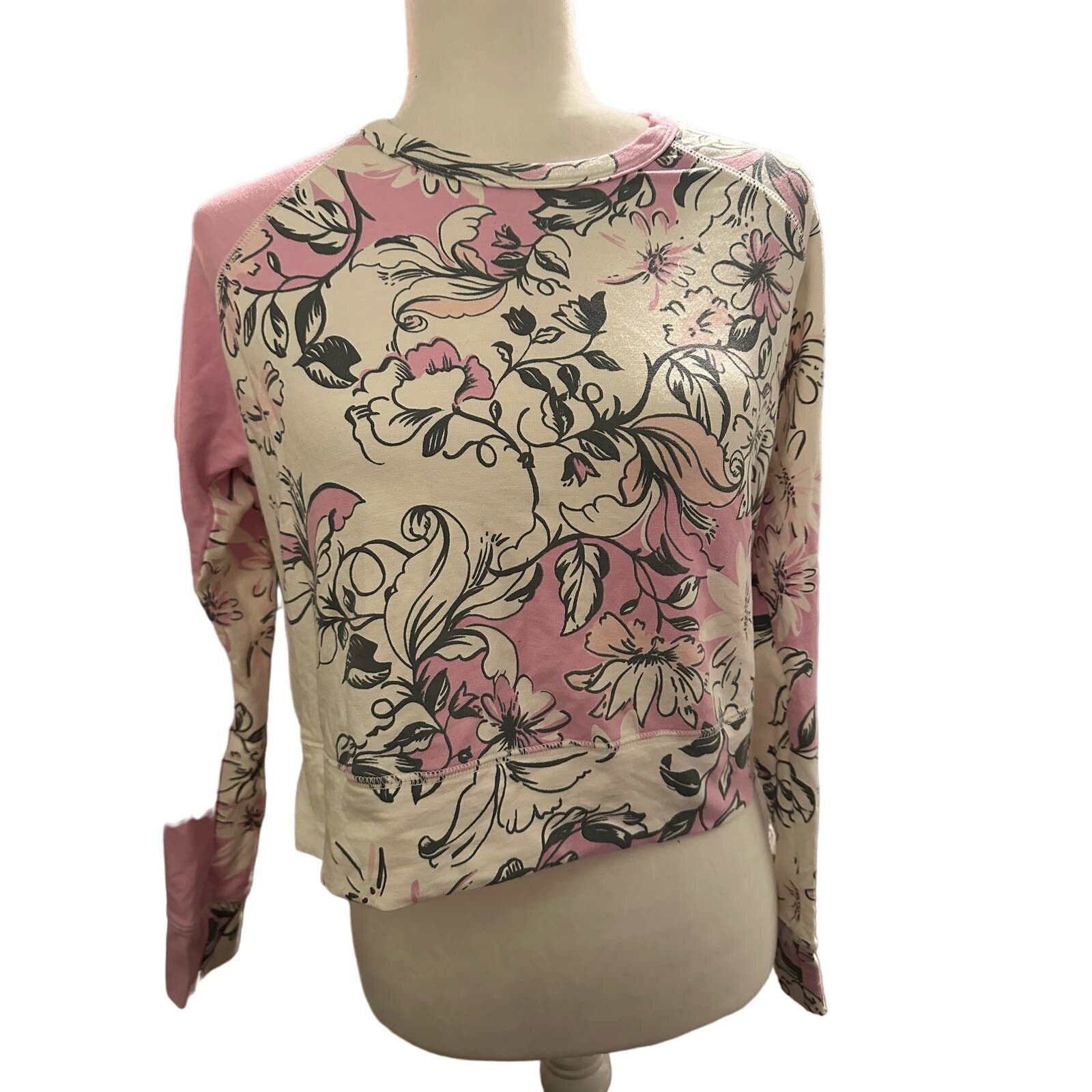 Sundry Sundry Floral Long Sleeve Crop Top Size Small, NWT Size S / US 4 / IT 40 - 1 Thumbnail