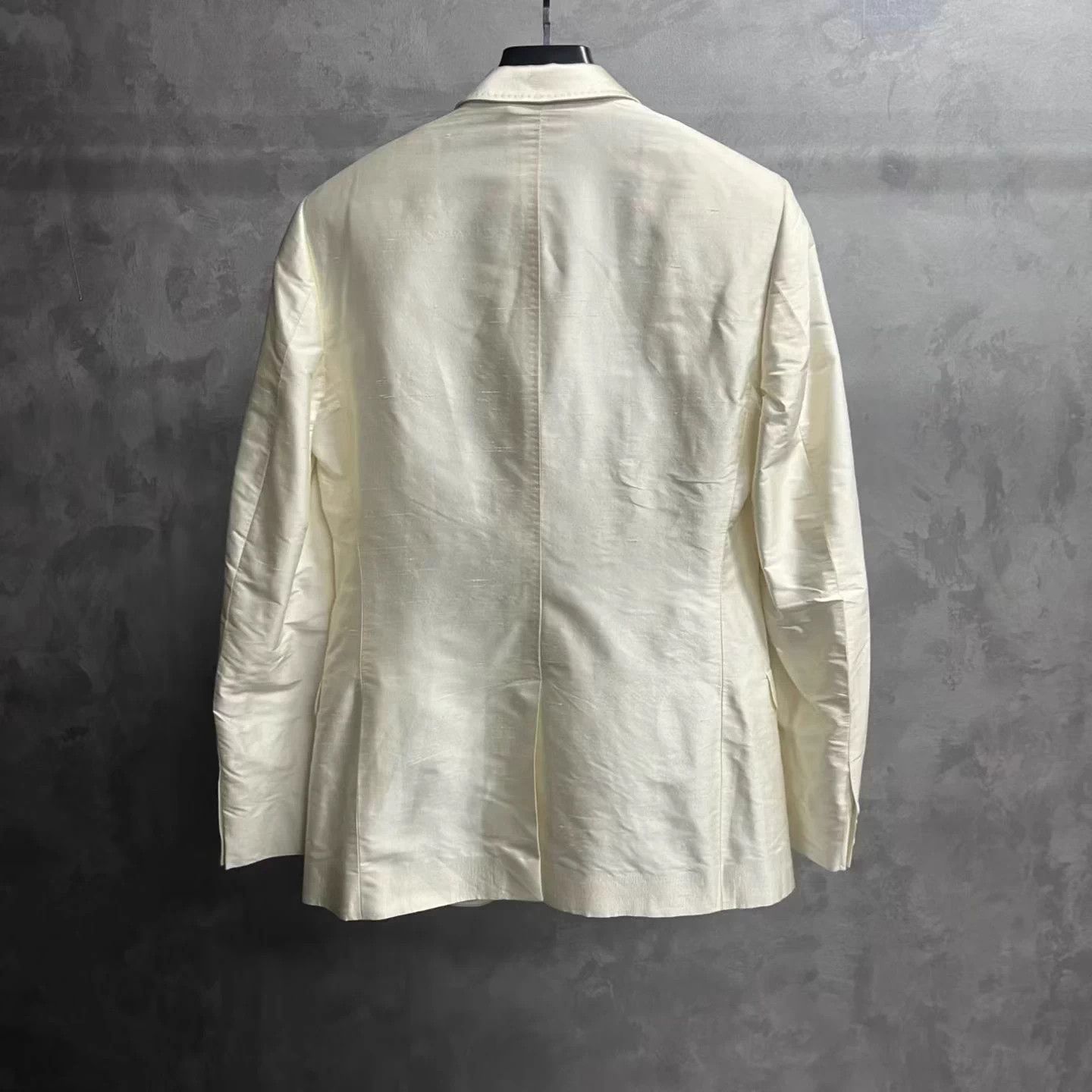Dolce & Gabbana Dolce & Gabbana white solid notch lapel blazer Size 48S - 2 Thumbnail