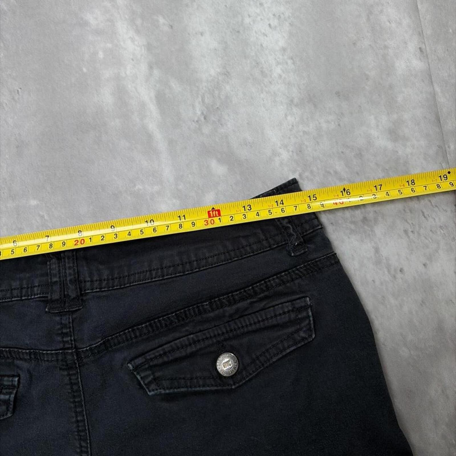Aeropostale Y2K Black Aeropostale Grunge Gothic Mini Skater Shorts Size 27" / US 4 / IT 40 - 6 Thumbnail