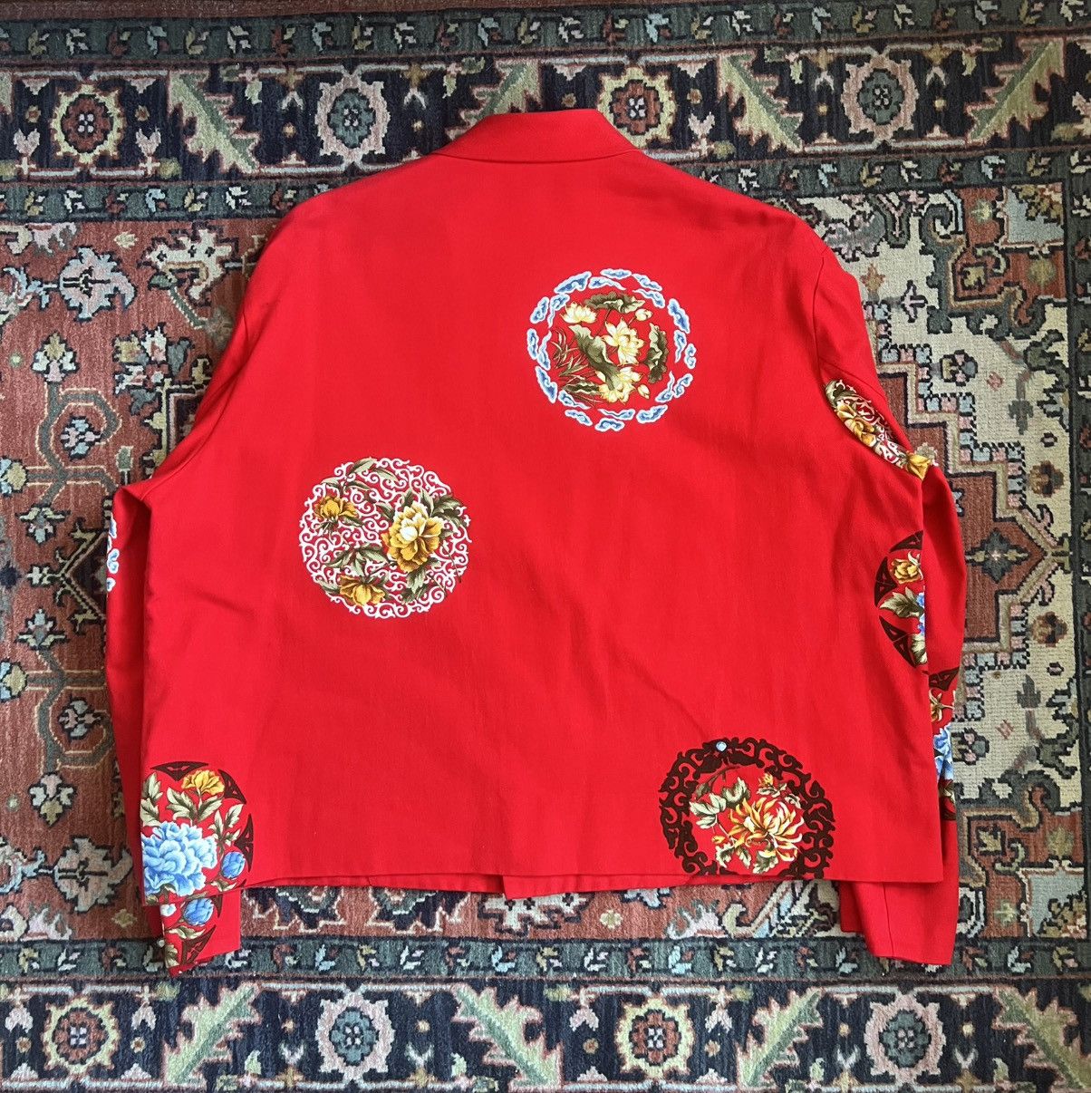 Yohji Yamamoto Yohji Yamamoto Pour Homme SS96 Red Floral Medallion Jacket Size US M / EU 48-50 / 2 - 4 Thumbnail