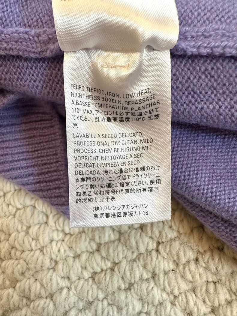 Balenciaga Balenciaga Purple shoulder logo tag cashmere sweater 2501-N Size US XS / EU 42 / 0 - 7 Thumbnail