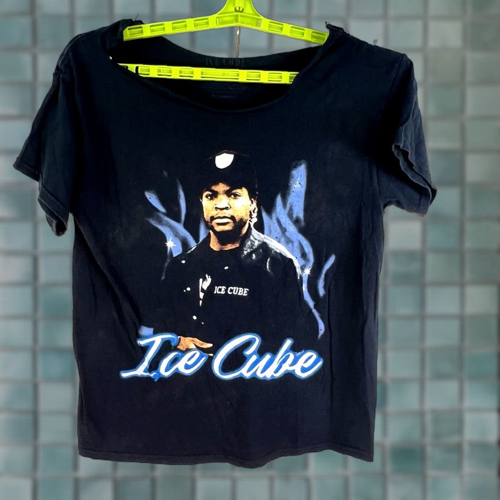 Vintage VINTAGE Cube Women’s T-Shirt Short Sleeve Crew Neck Open Neck Graphic Black 90s Hip Hop Grunge Size M / US 6-8 / IT 42-44 - 1 Thumbnail
