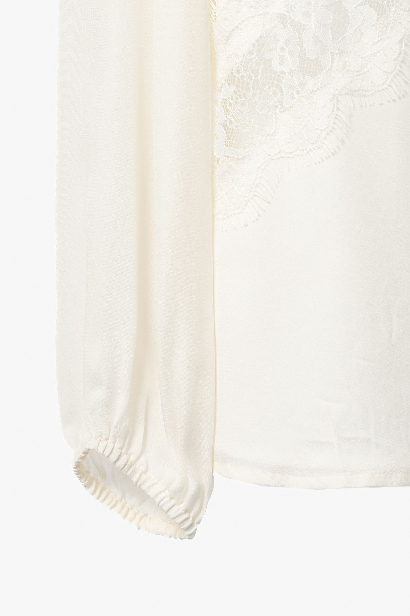 CAMI NYC CAMI NYC Skylar White Silk-Crepe Lace-Trim Cutout Blouse Size M / US 6-8 / IT 42-44 - 6 Thumbnail