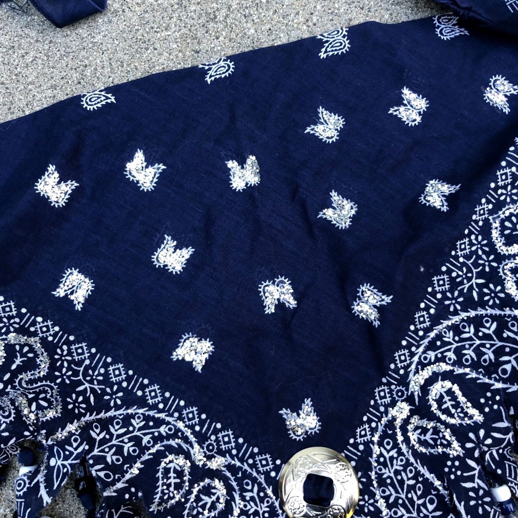 Vintage Beaded Metal Design Bandana Western Blue Paisley Scarf Size ONE SIZE - 4 Thumbnail