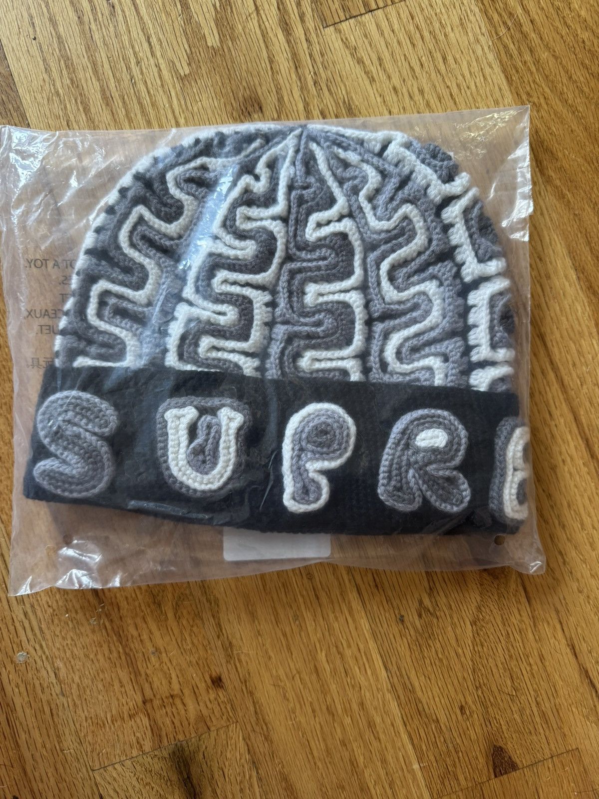 Supreme Supreme Yarn Applique Beanie Size ONE SIZE - 1 Thumbnail