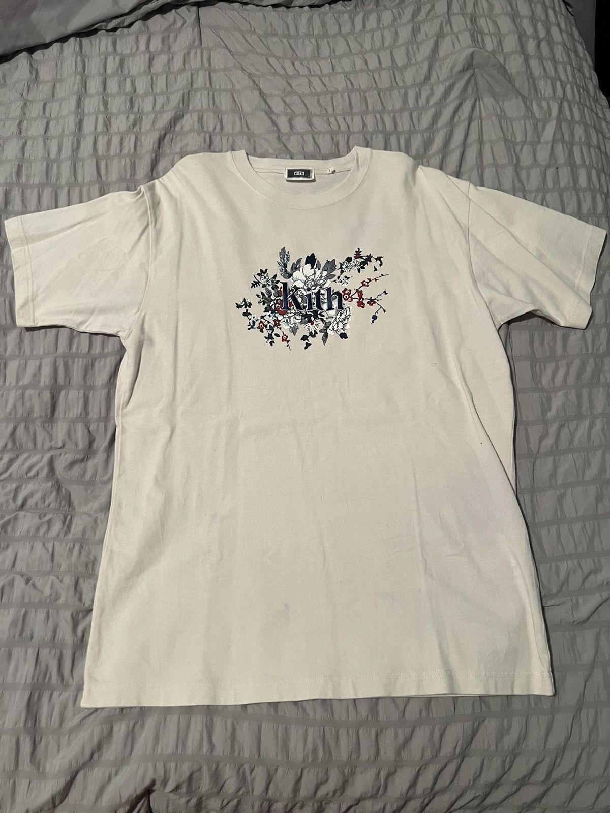 Kith Kith Floral Serif Tee - Turtledove - Size Medium Size US M / EU 48-50 / 2 - 2 Thumbnail