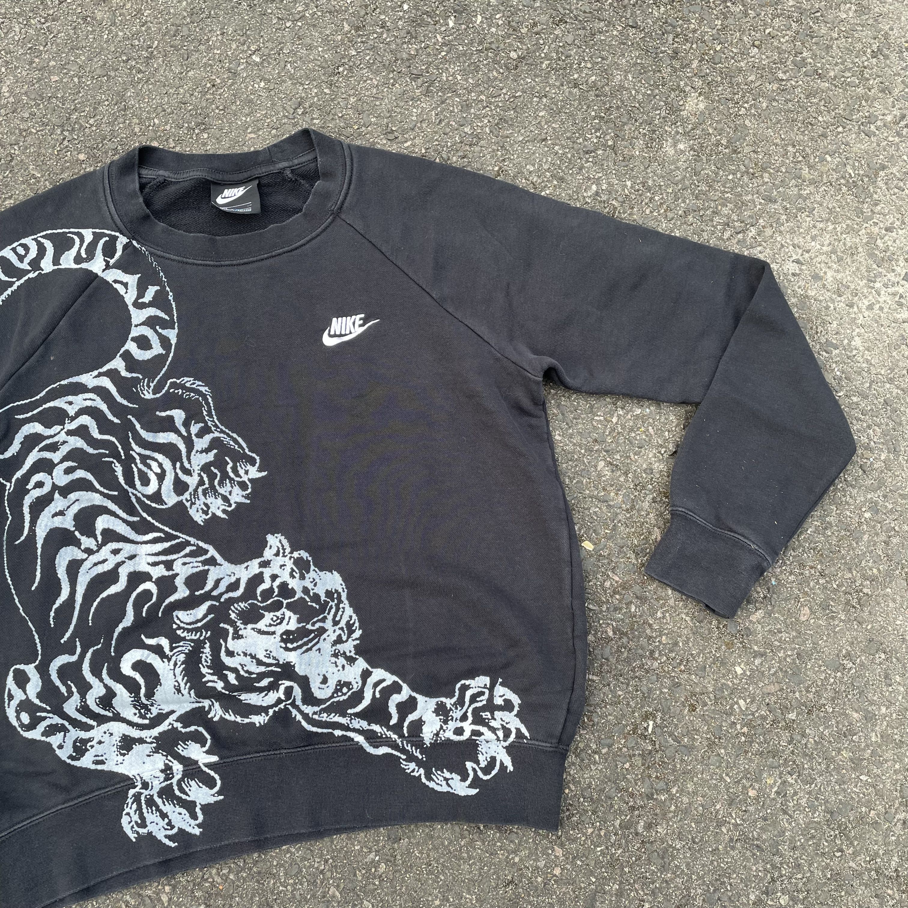 Nike Custom Nike Tiger Sweatshirt Black Crewneck opium Grunge Size US S / EU 44-46 / 1 - 4 Thumbnail