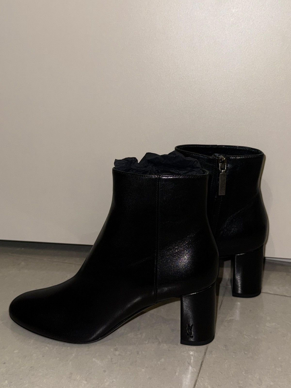 Saint Laurent Paris Saint Laurent LouLou Boots Womens 37.5 Size US 7.5 / IT 37.5 - 2 Thumbnail