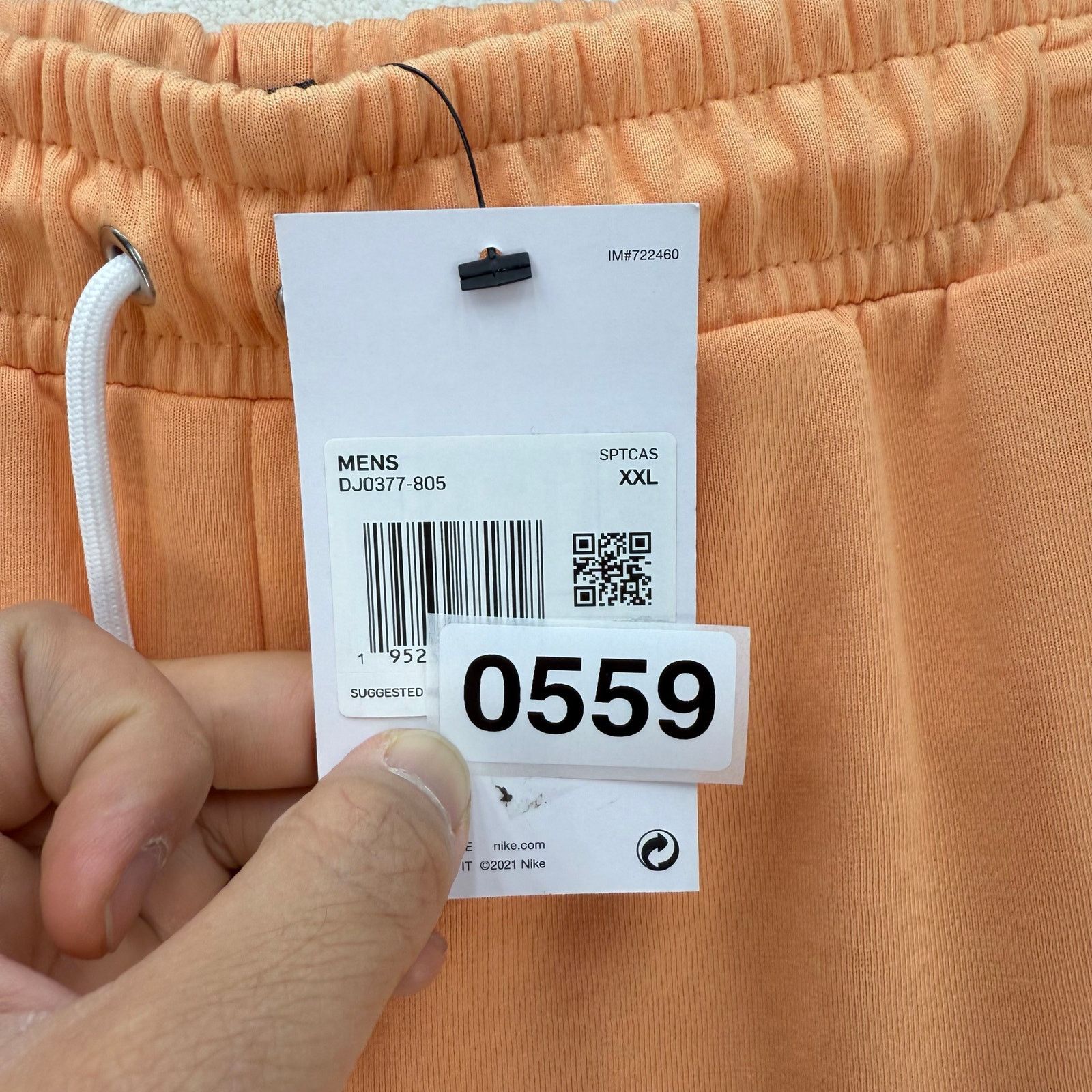 Nike NIKE GENDER NEUTRAL XX-LARGE COMFY ORANGE SHORTS DJ0377-805 Size US 40 / EU 56 - 5 Thumbnail