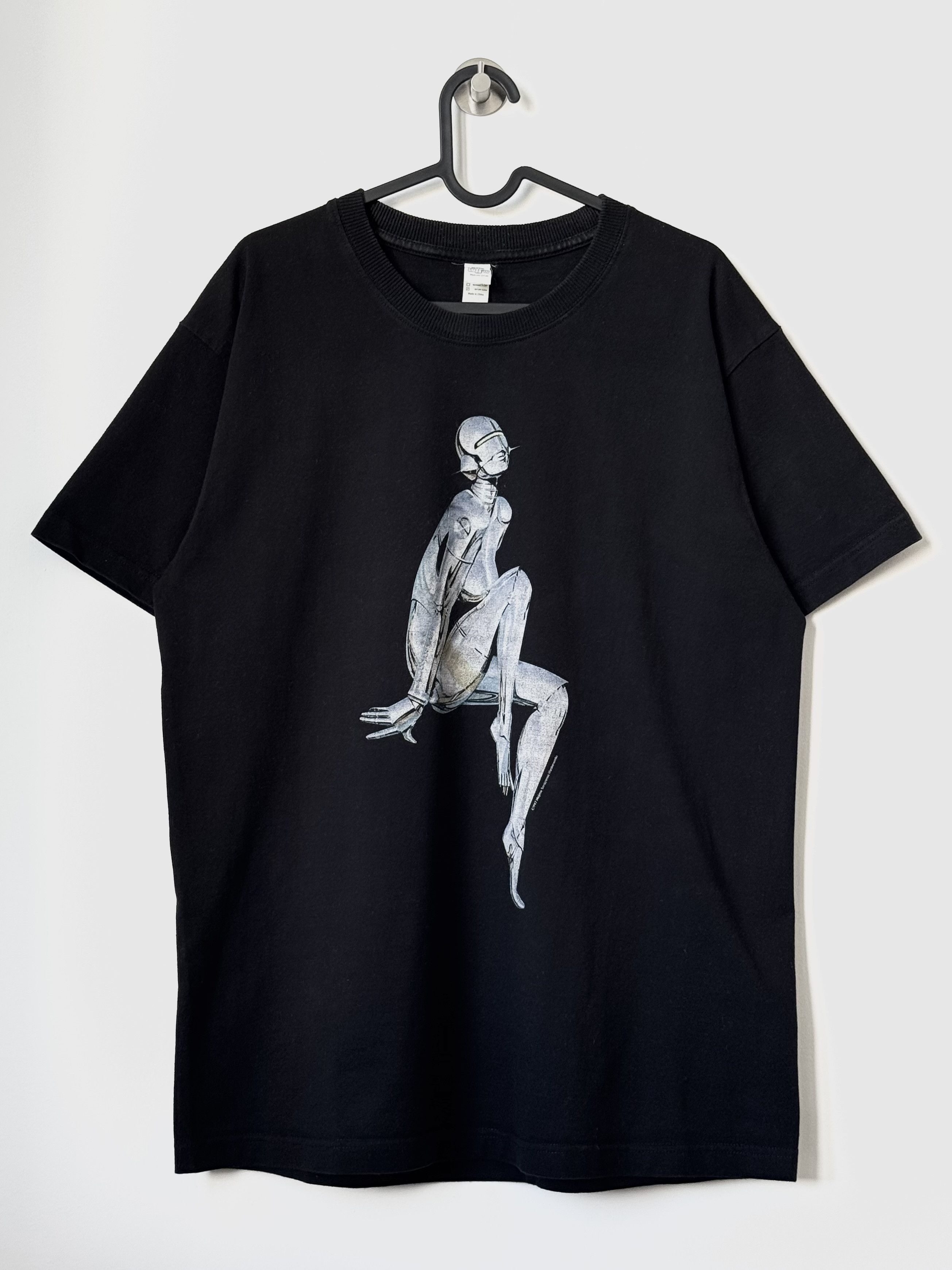 Vintage Vintage Rare Hajime Sorayama Heavy Japanese Cotton T-Shirt Size US L / EU 52-54 / 3 - 1 Thumbnail