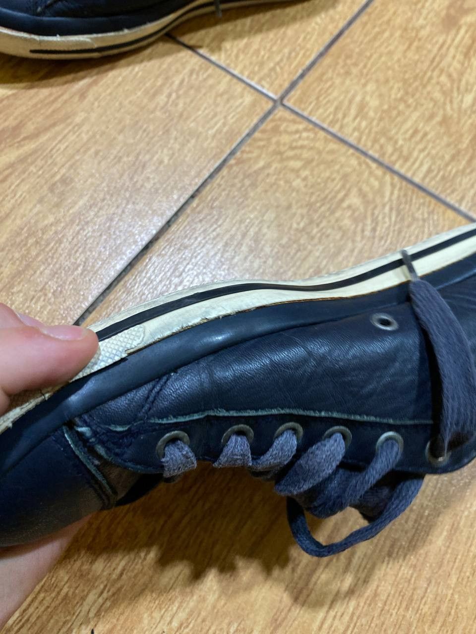 Diesel Diesel Diesel vintage low top sneakers shoes y2k SIZE 39 Size US 8.5 / IT 38.5 - 7 Thumbnail