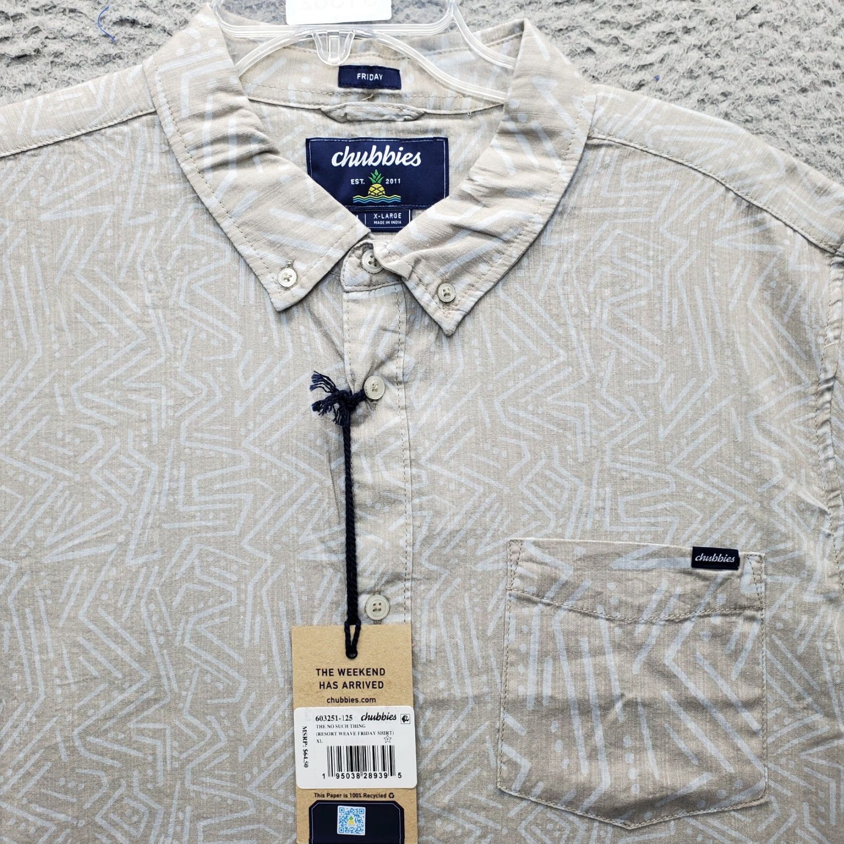 Chubbies Nike Chubbies Friday Shirt Mens XL Multi Geometric Short Sleeve Button Up Size US XL / EU 56 / 4 - 5 Thumbnail