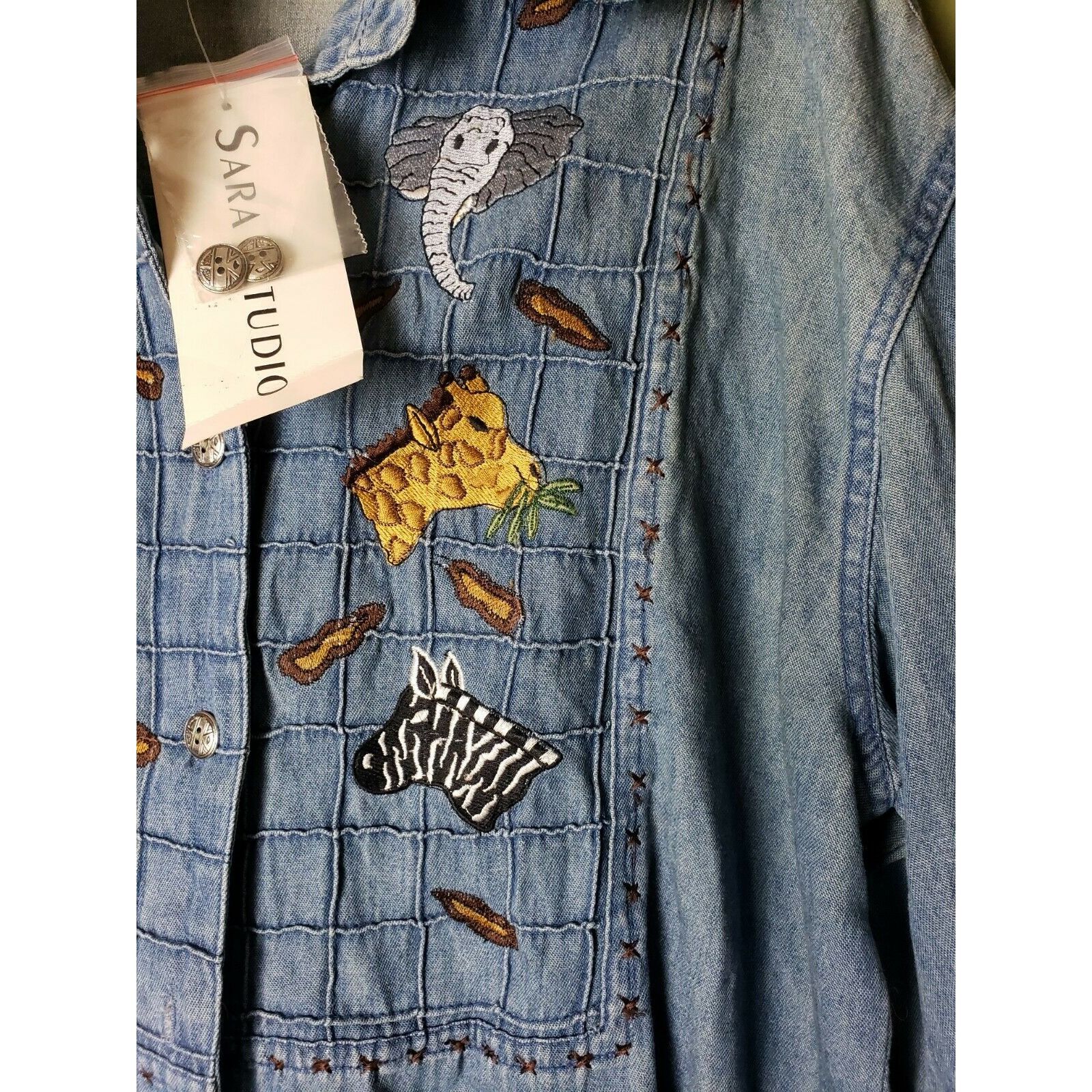 Other Sara Studio Womens Denim Top S Safari Zoo Animals Vintage Lo Size S / US 4 / IT 40 - 6 Thumbnail
