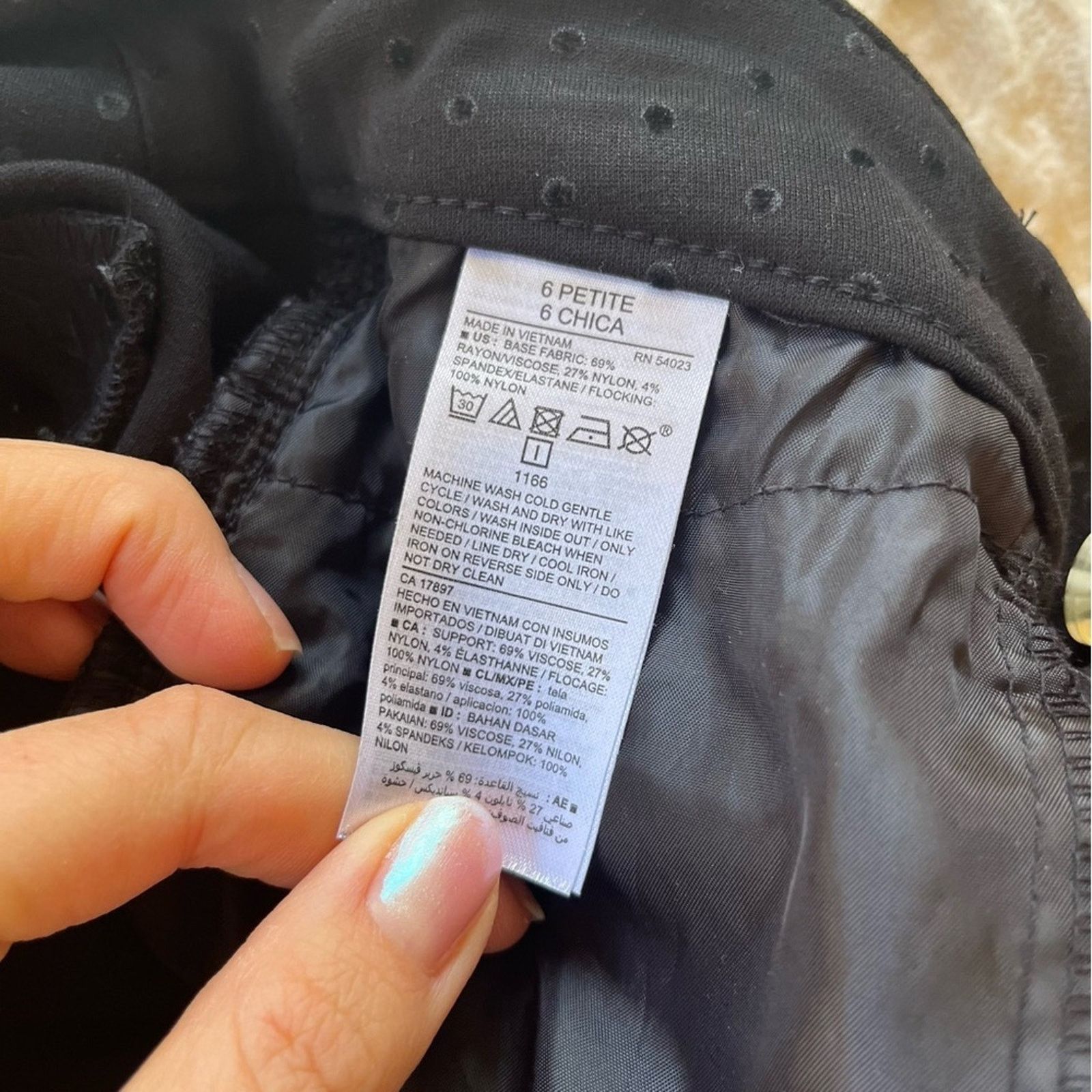 Old Navy Old Navy Pixie Skinny Ankle Pants Mid Rise Size 6 Petite Size 26" / US 2 / IT 38 - 5 Thumbnail