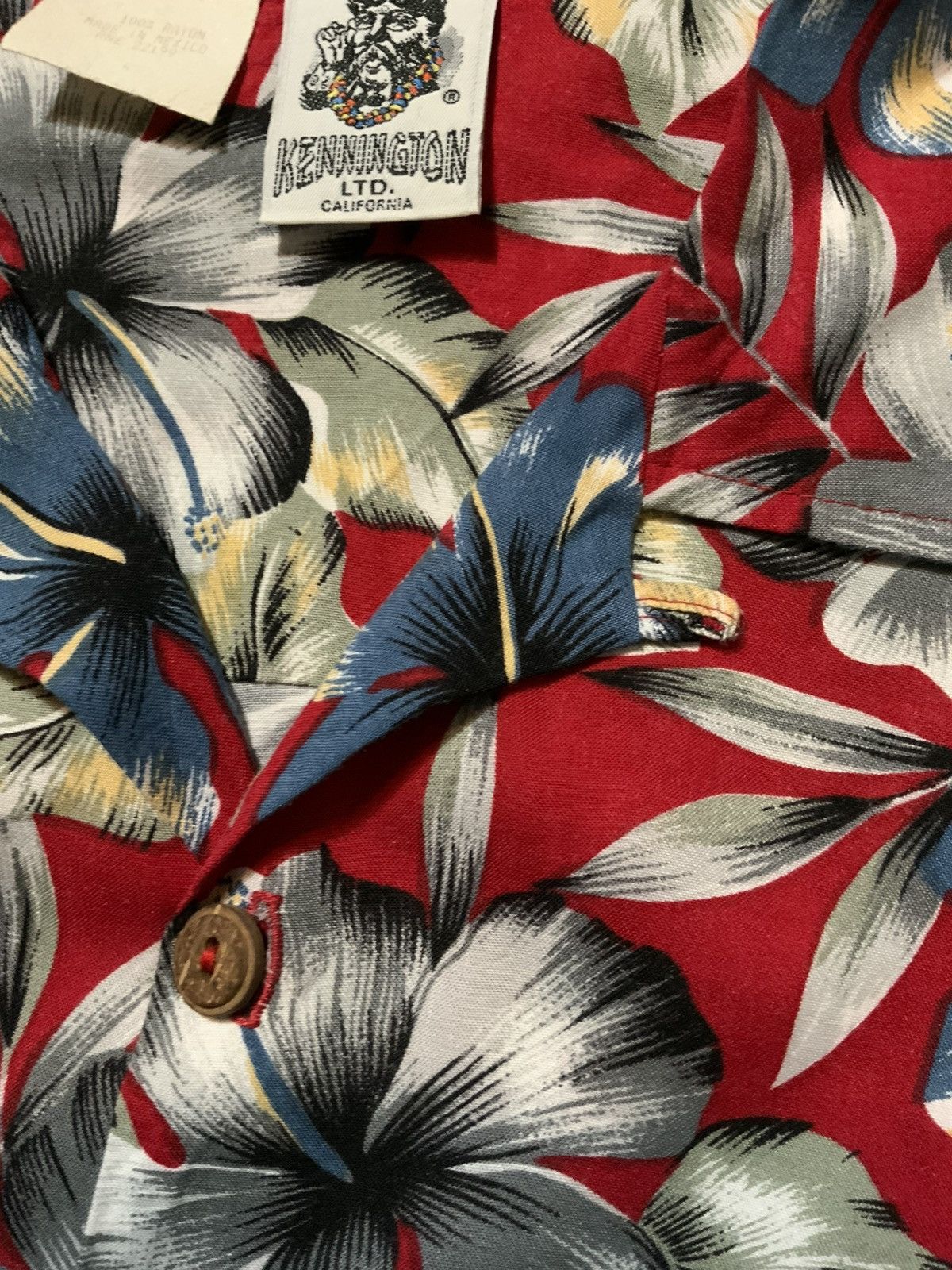 Kennington Ltd. × Vintage Vintage Hawaiian Floral Loop Collar Hula Girl Luau Shirt Size US L / EU 52-54 / 3 - 6 Thumbnail