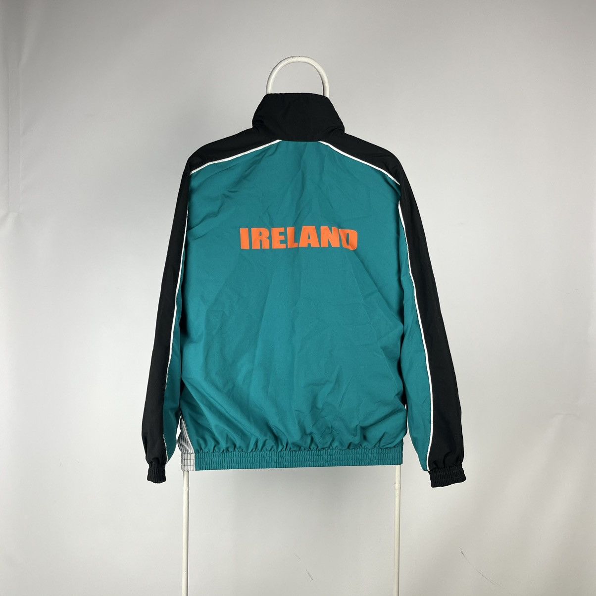 Asics Asics track jacket Ireland size Medium Size US M / EU 48-50 / 2 - 2 Thumbnail