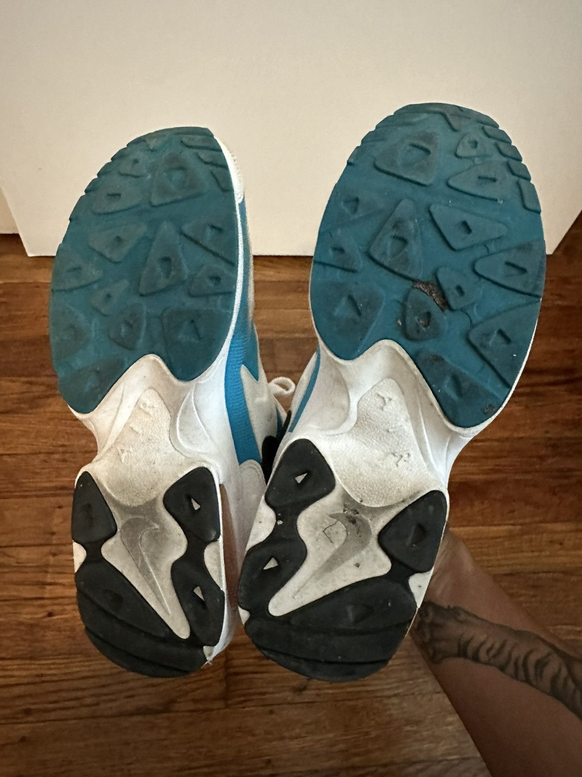 Nike Nike Air Max2 Light Size US 10 / EU 43 - 6 Thumbnail