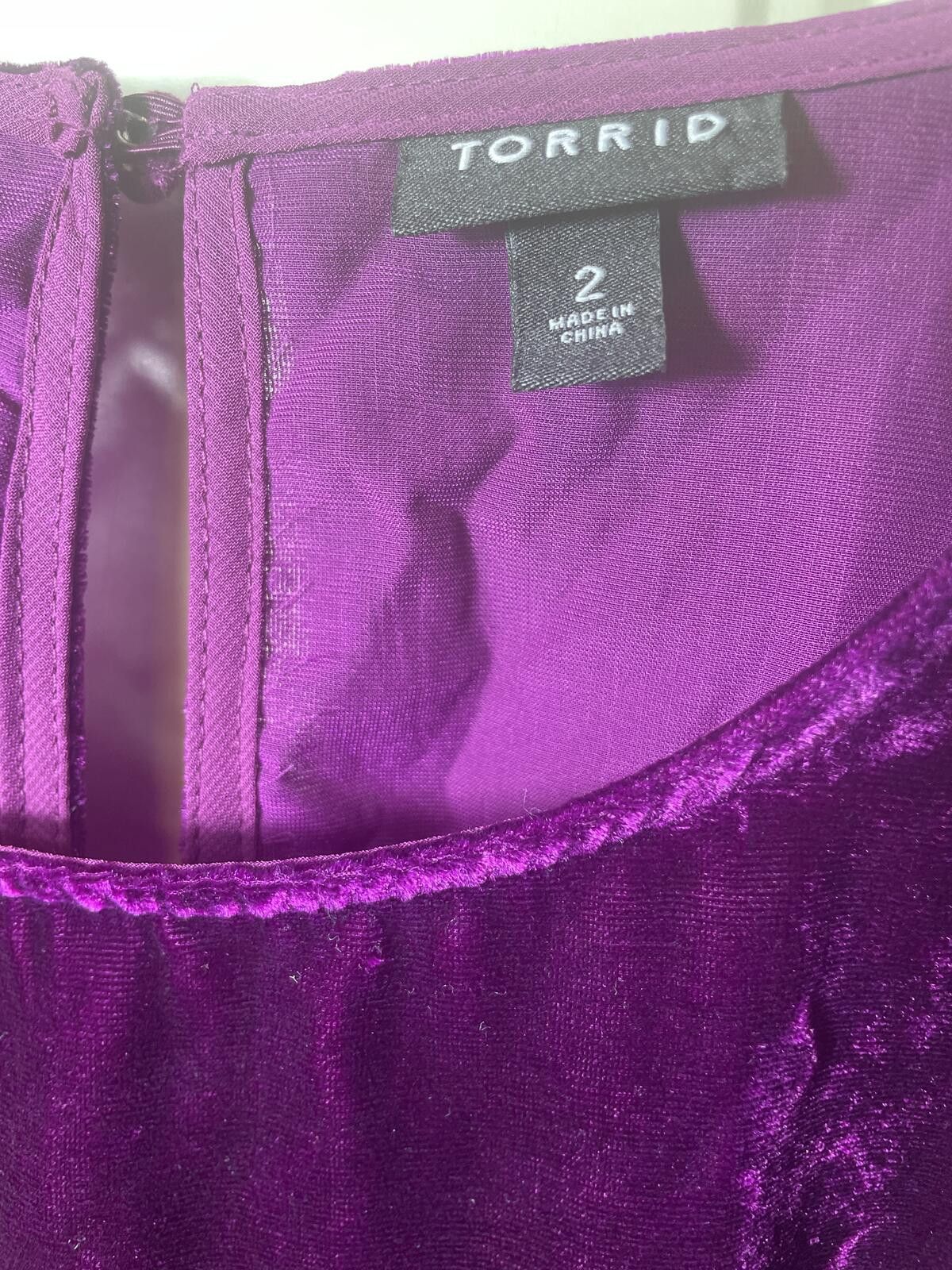 Other Torrid Purple Velvet Dress Blouse Top Women's Size 2 Purple Size XS / US 0-2 / IT 36-38 - 2 Thumbnail