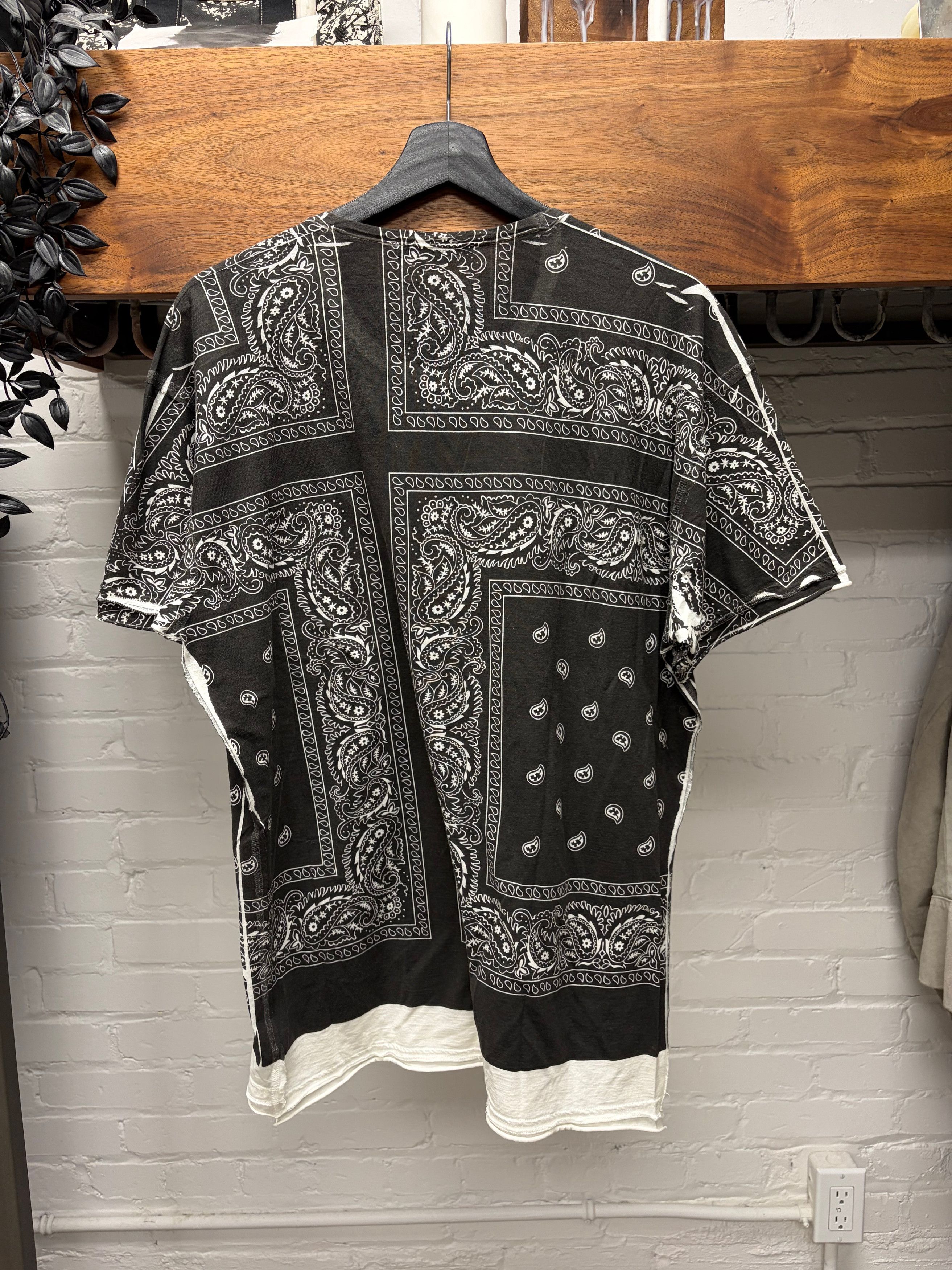 Dolce & Gabbana Dolce & Gabanna Mainline Paisley Bandanna Black/White Cotton T-Shirt Size US M / EU 48-50 / 2 - 4 Thumbnail