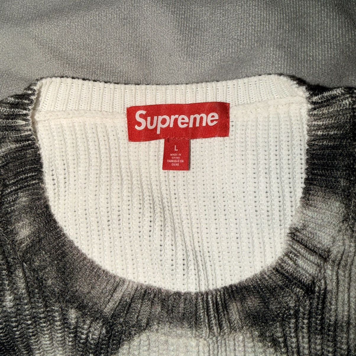 Supreme Supreme H.R. Giger Sweater Size US L / EU 52-54 / 3 - 3 Thumbnail