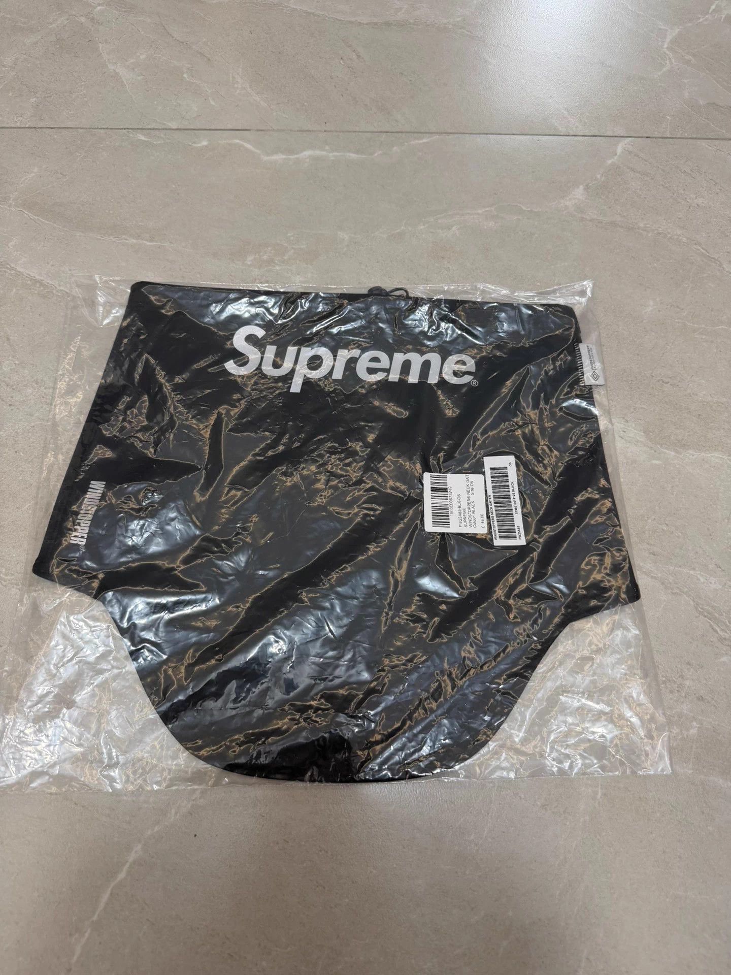 Supreme Supreme FW25 WINDSTOPPER Neck Gaiter Black Size ONE SIZE - 1 Thumbnail